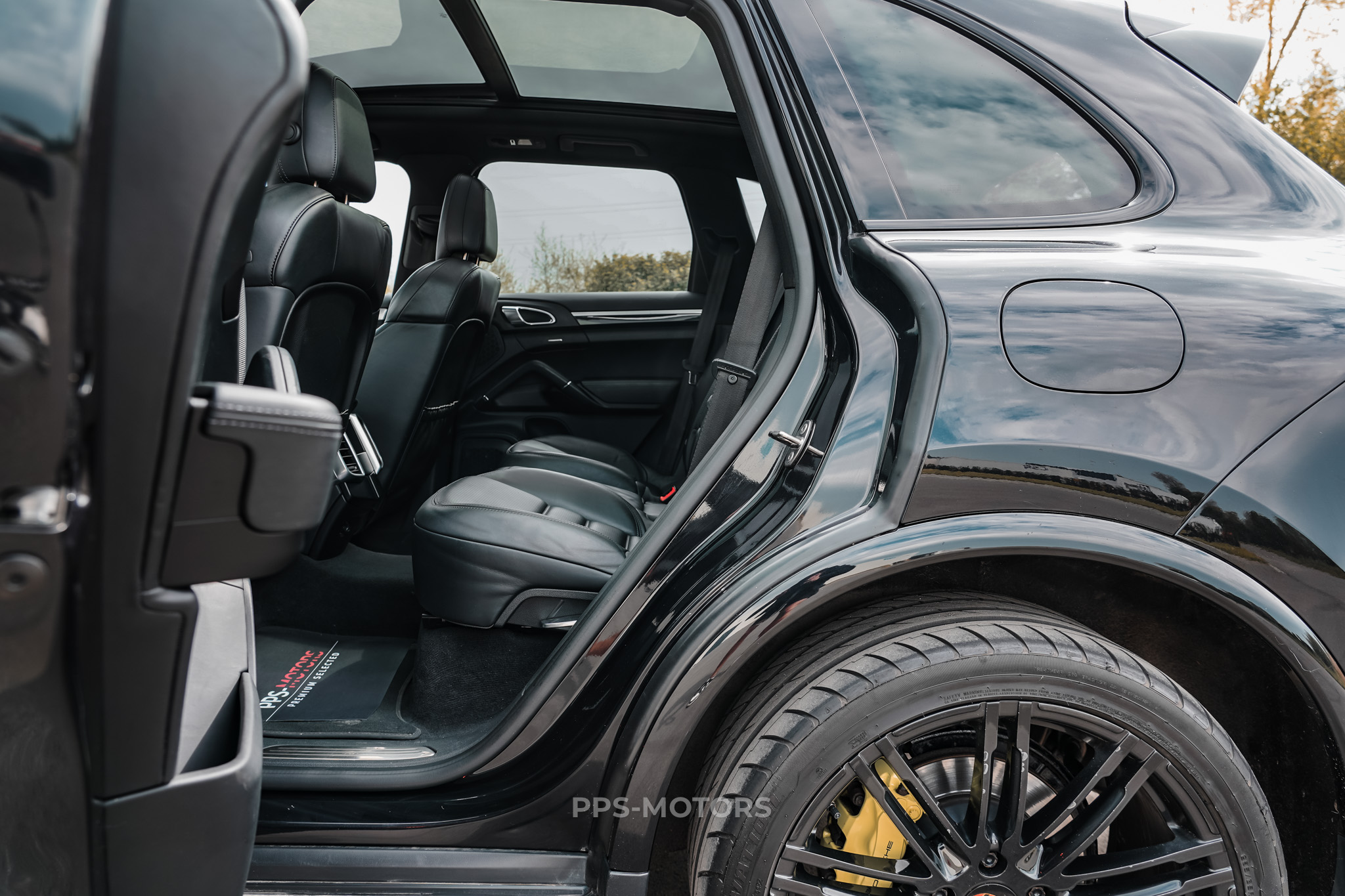 Porsche CAYENNE 3.0 V6 HYBRIDE photo 11