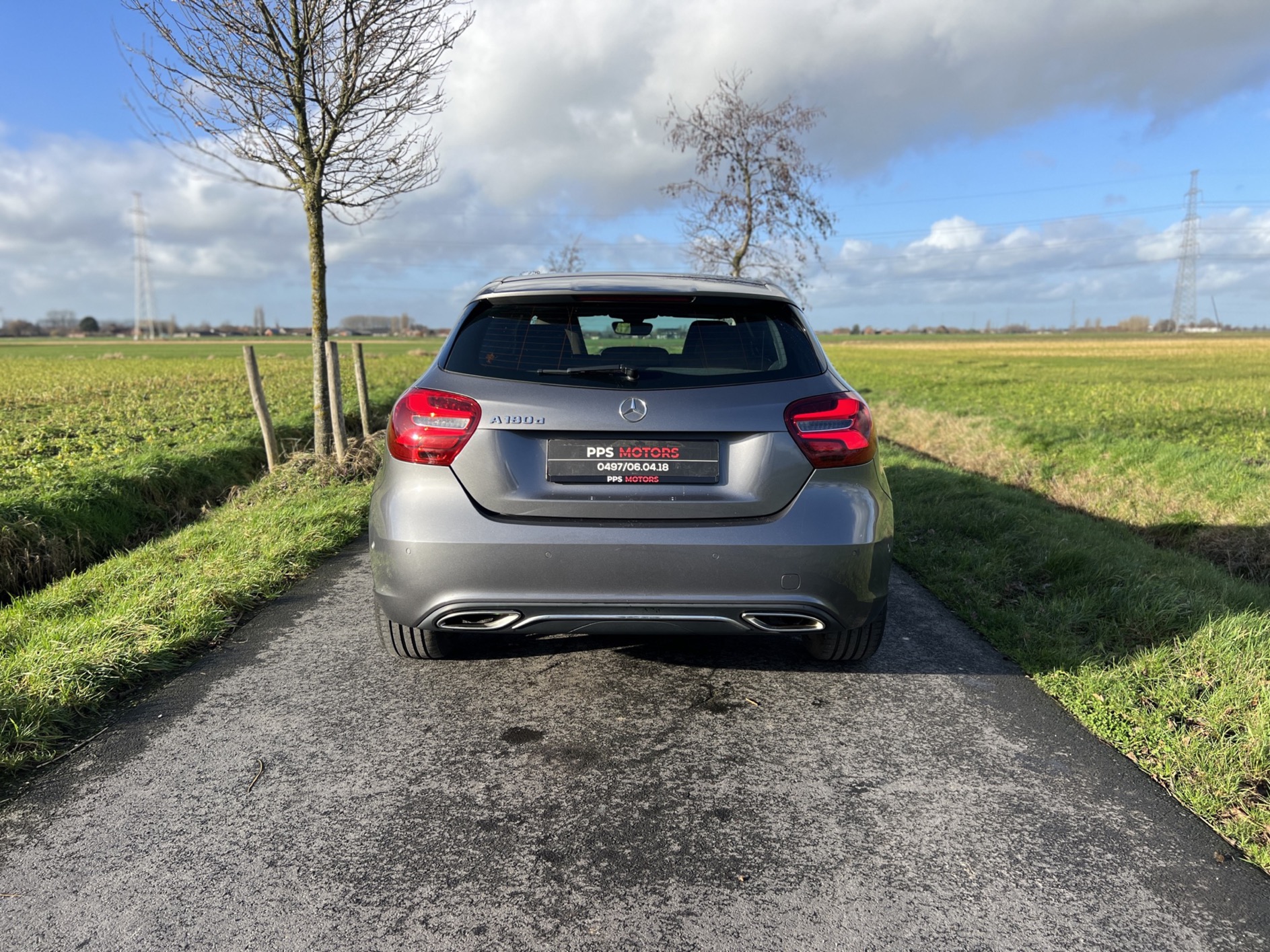Mercedes Benz A180d photo 6