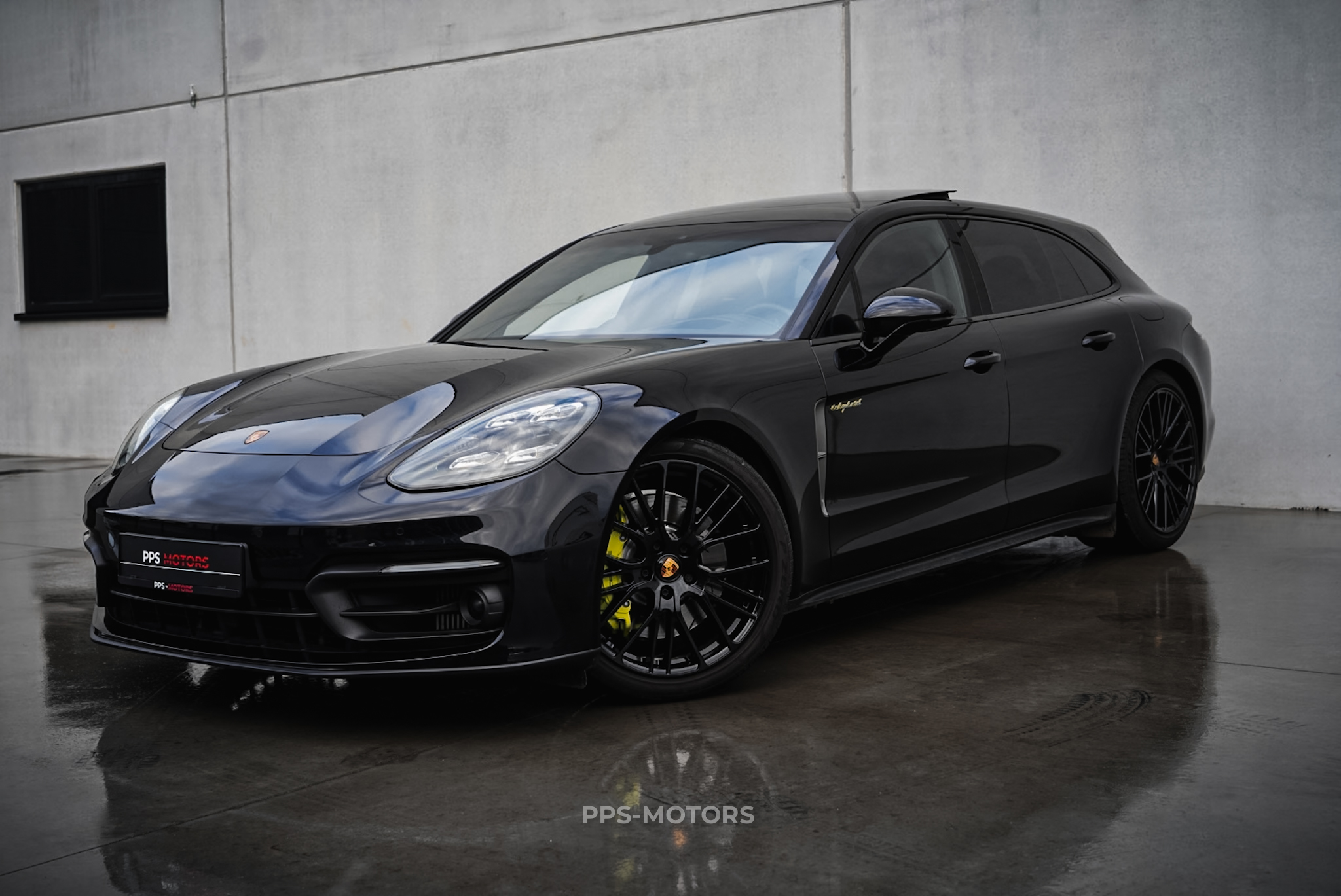 Porsche PANAMERA SPORT TURISMO 4 E-HYBRID