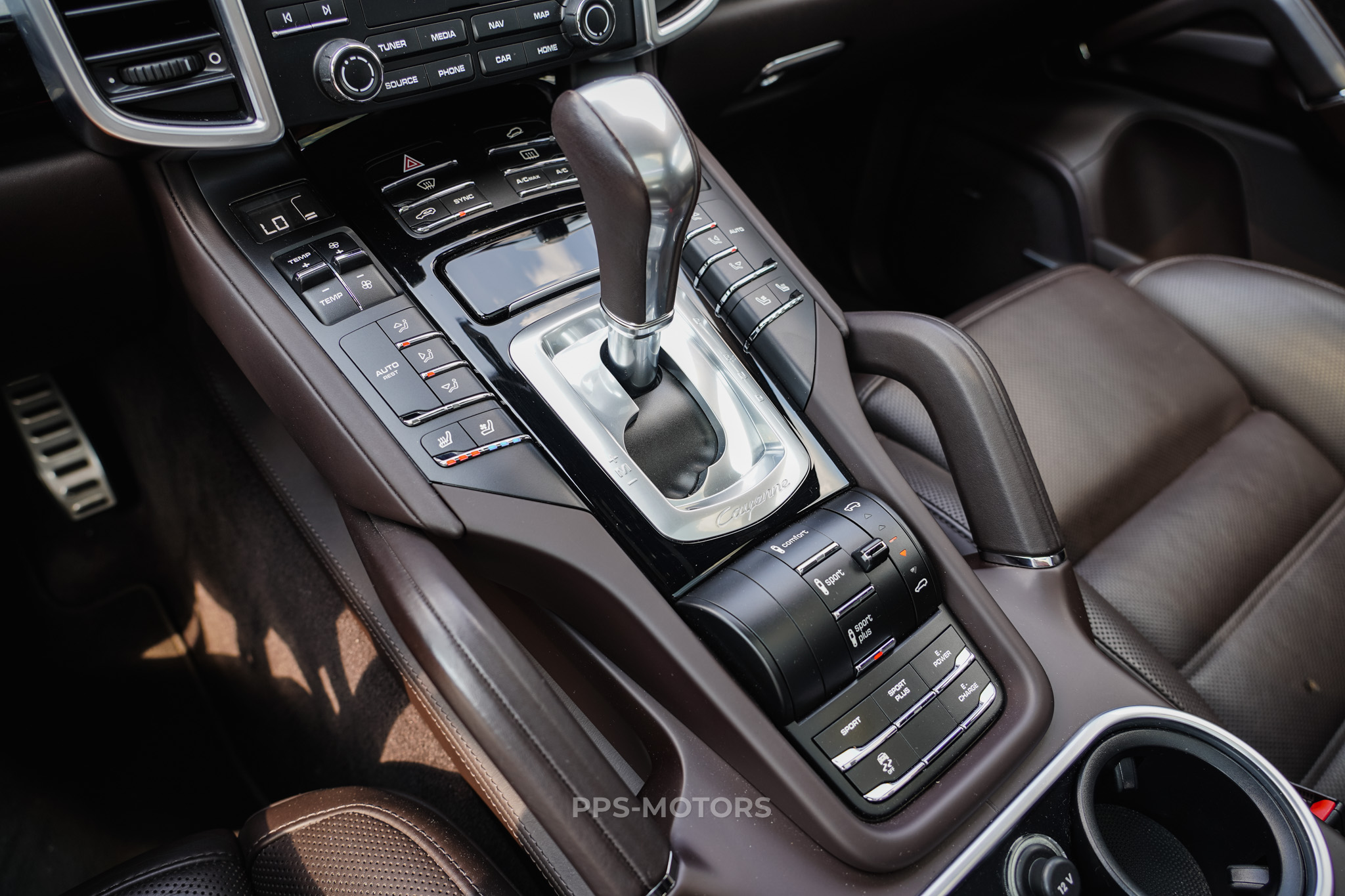 Porsche CAYENNE S E-HYBRID GTS PACK foto 11