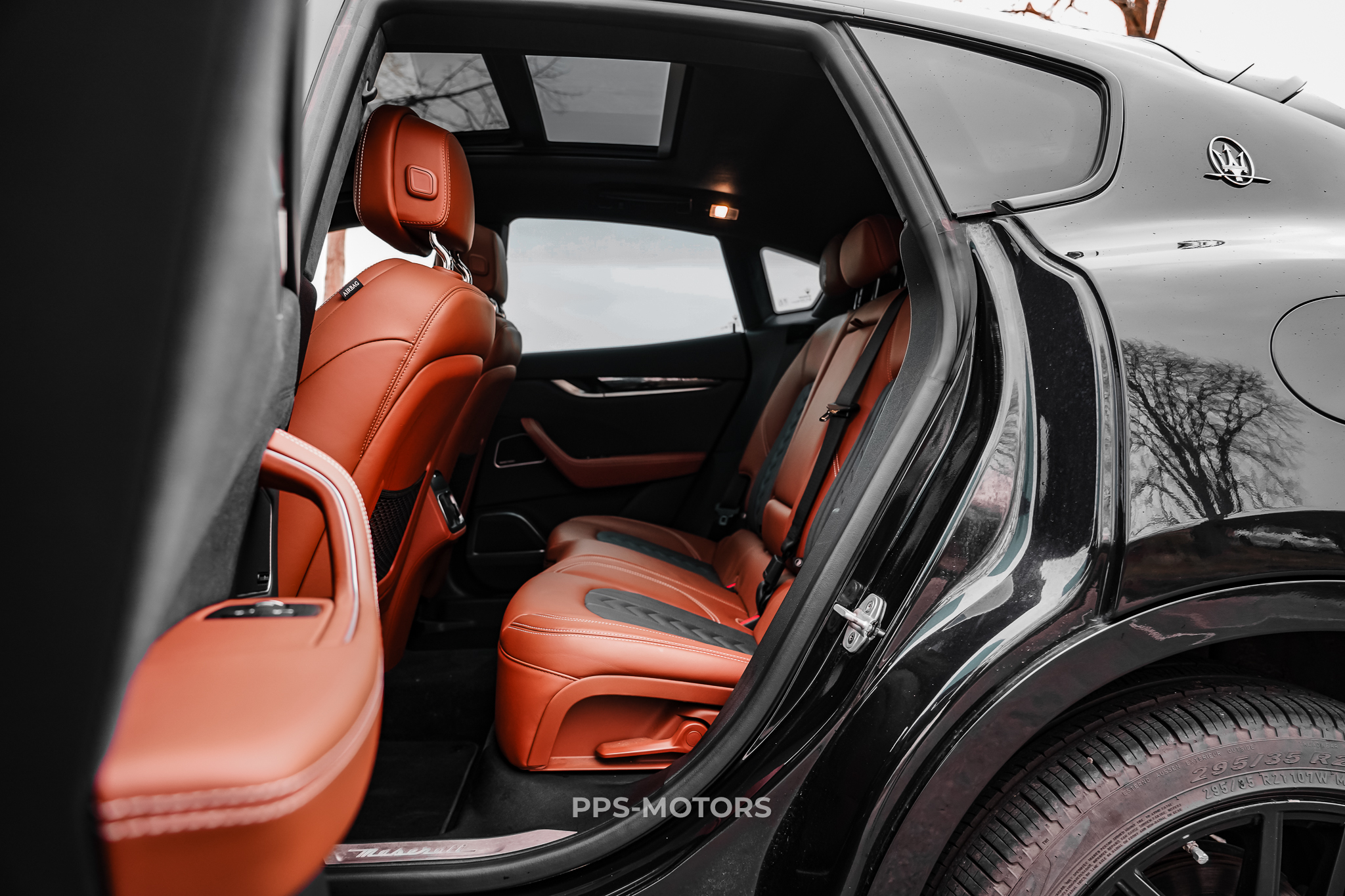 Maserati LEVANTE 3.0 V6 TURBO GRANLUSSO photo 30