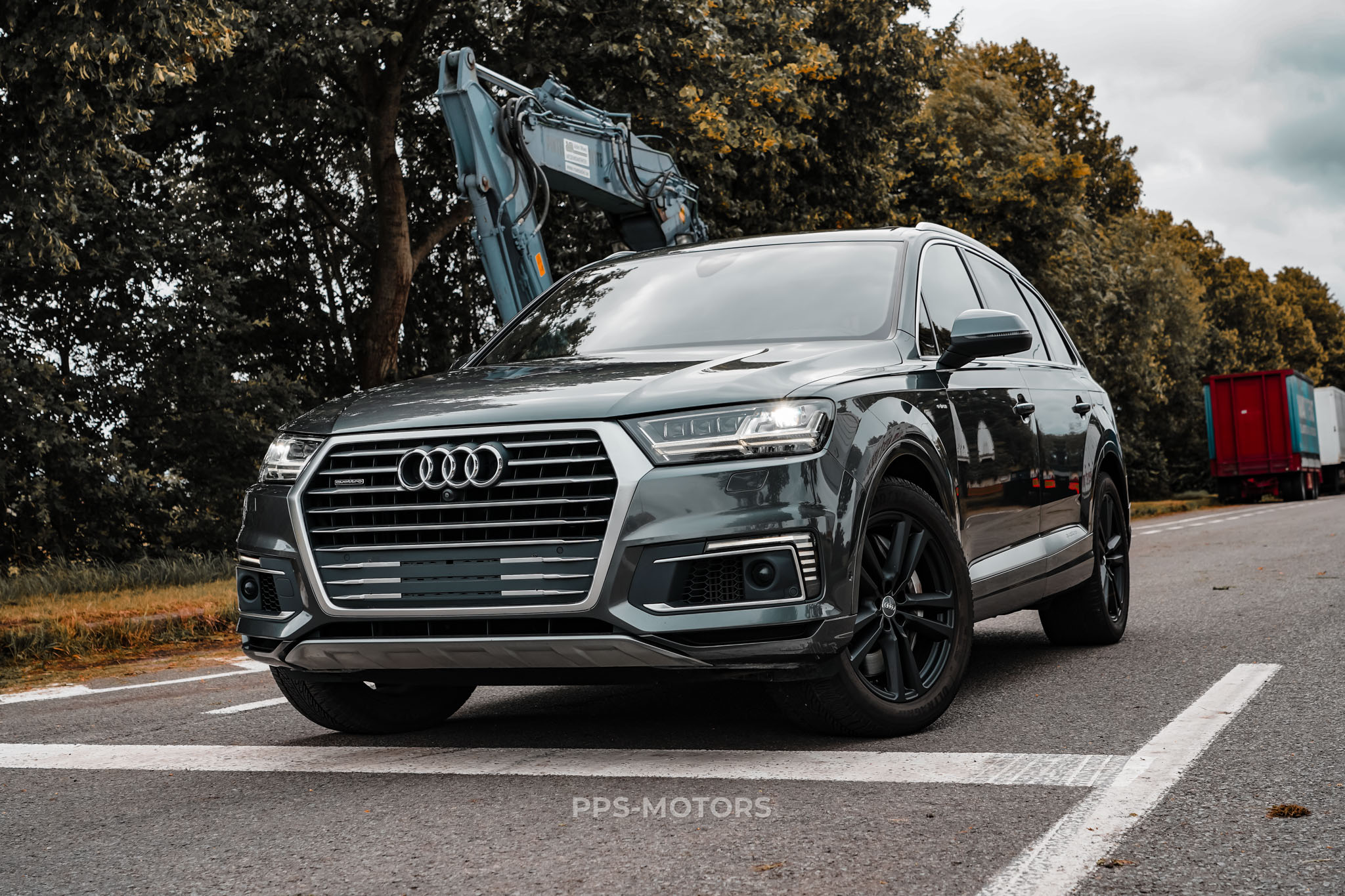 Audi Q7 3.0 TDI E-TRON photo 1