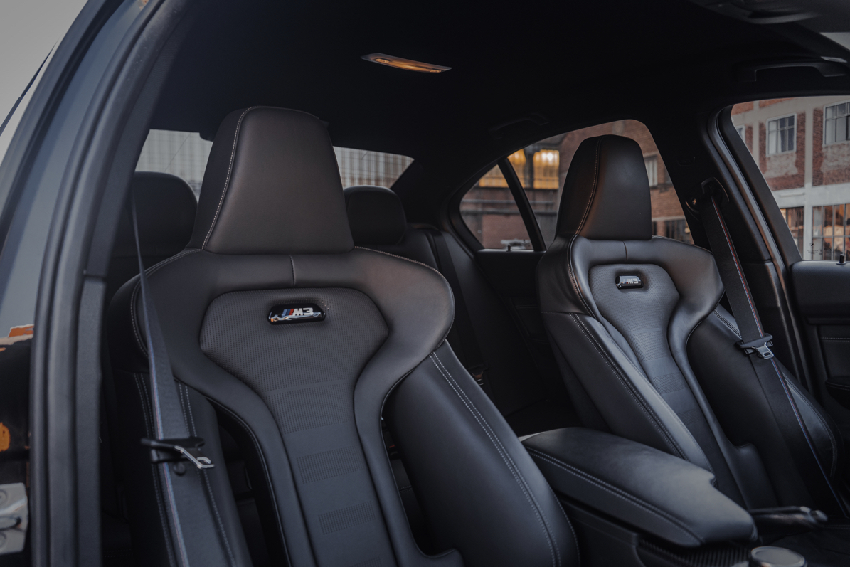 BMW M3 COMPETITION photo 9