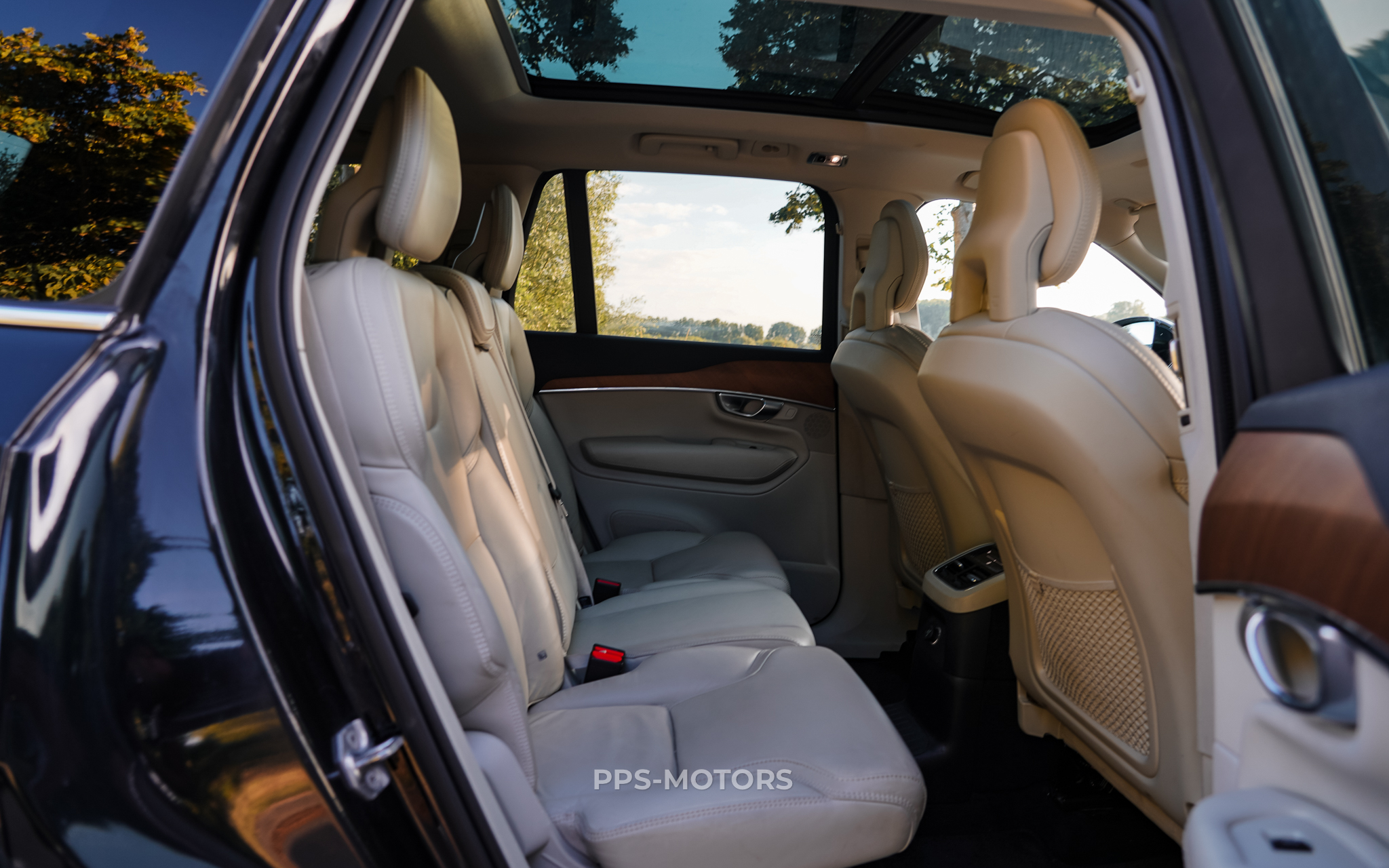 Volvo XC90 T8 INSCRIPTION photo 18
