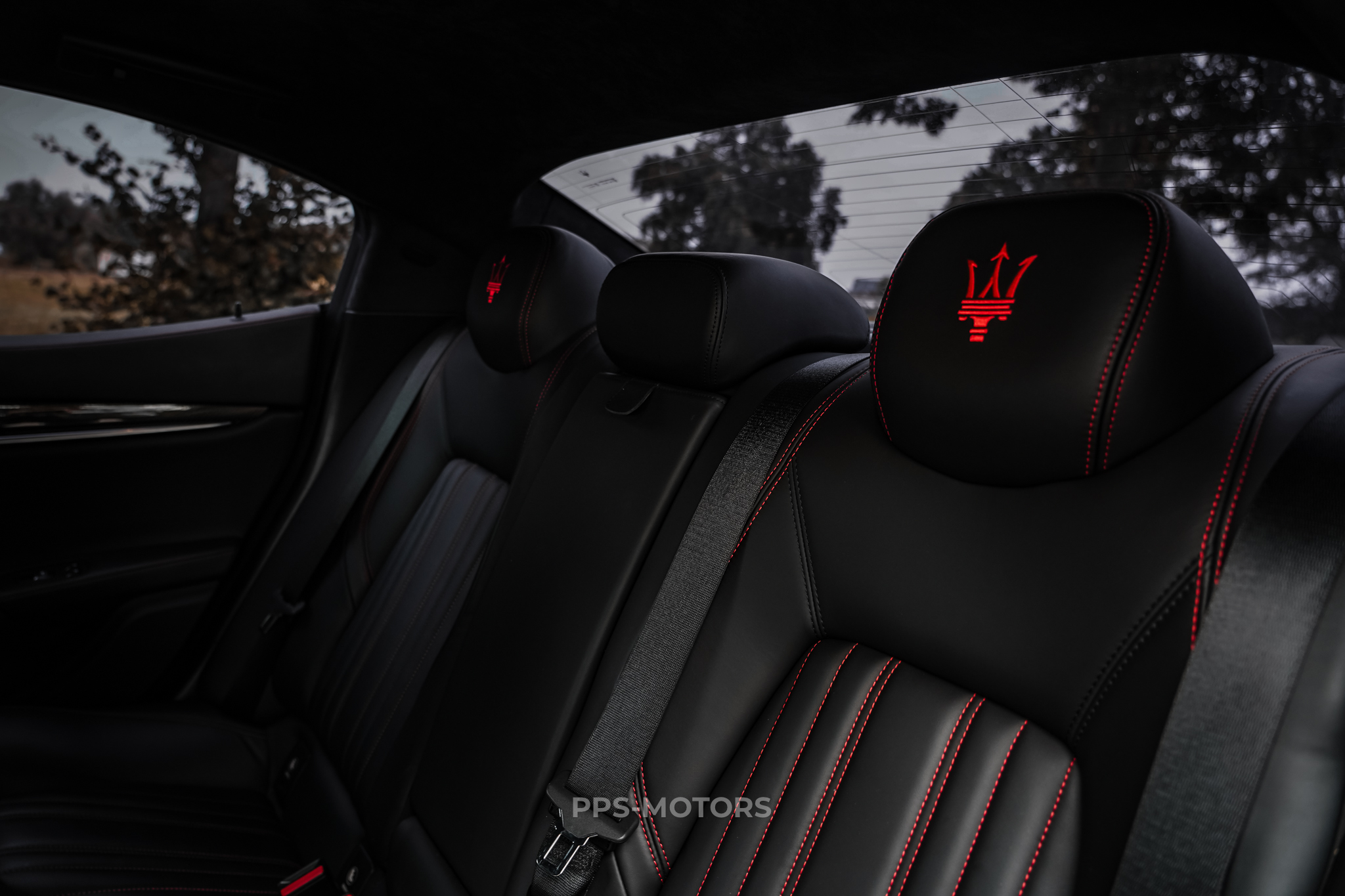Maserati GHIBLI 3.0 V6 TURBO photo 9
