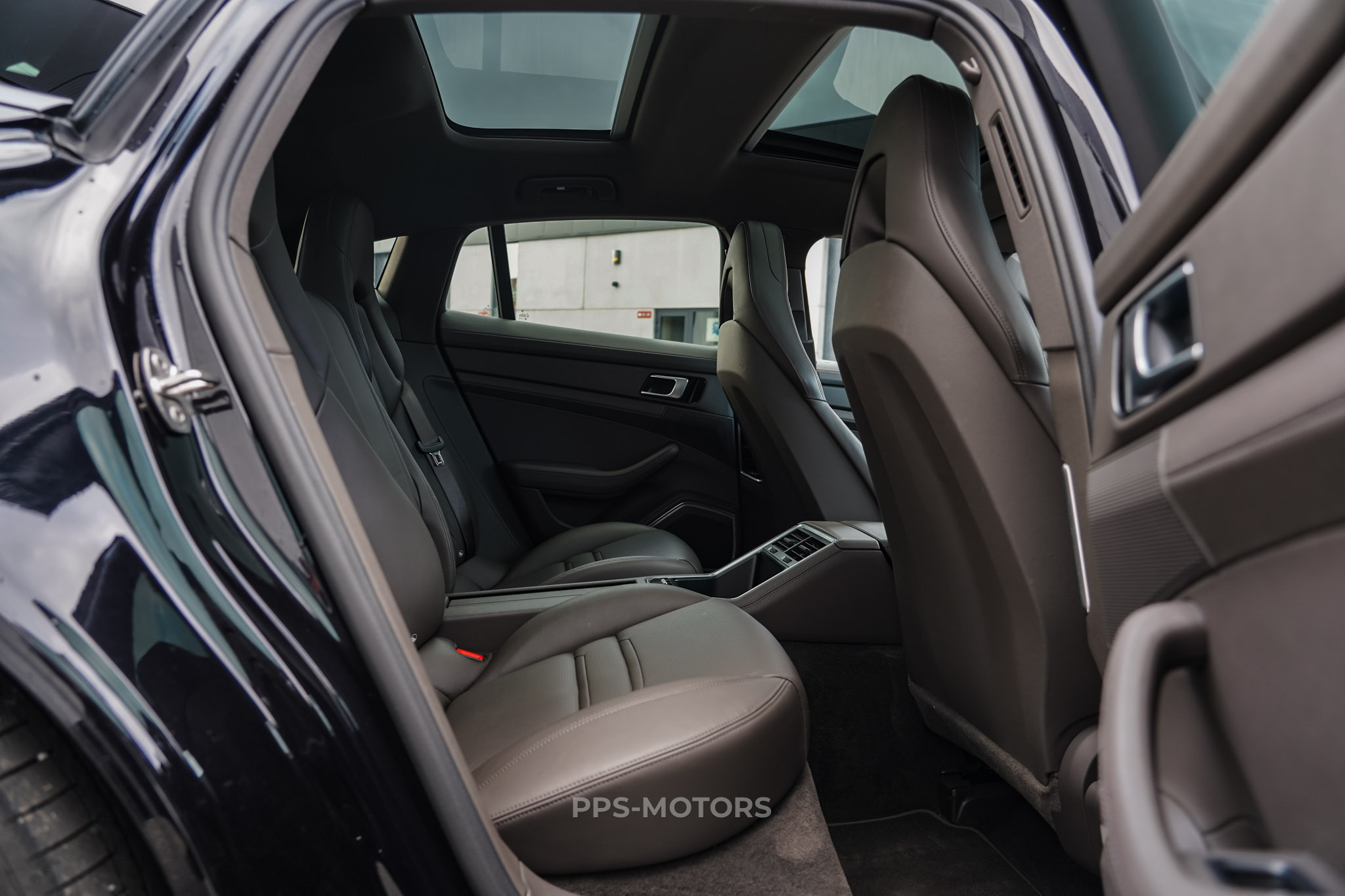 Porsche PANAMERA 4 E-HYBRID 2.9 V6 photo 26