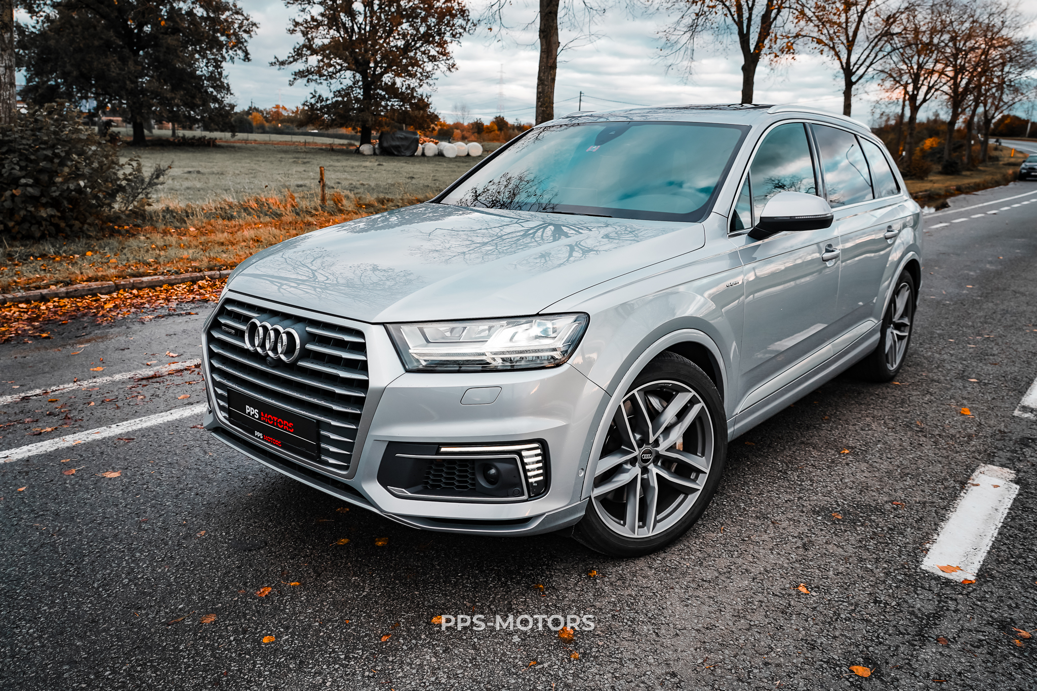 Audi Q7 3.0 TDI V6 E-TRON photo 4