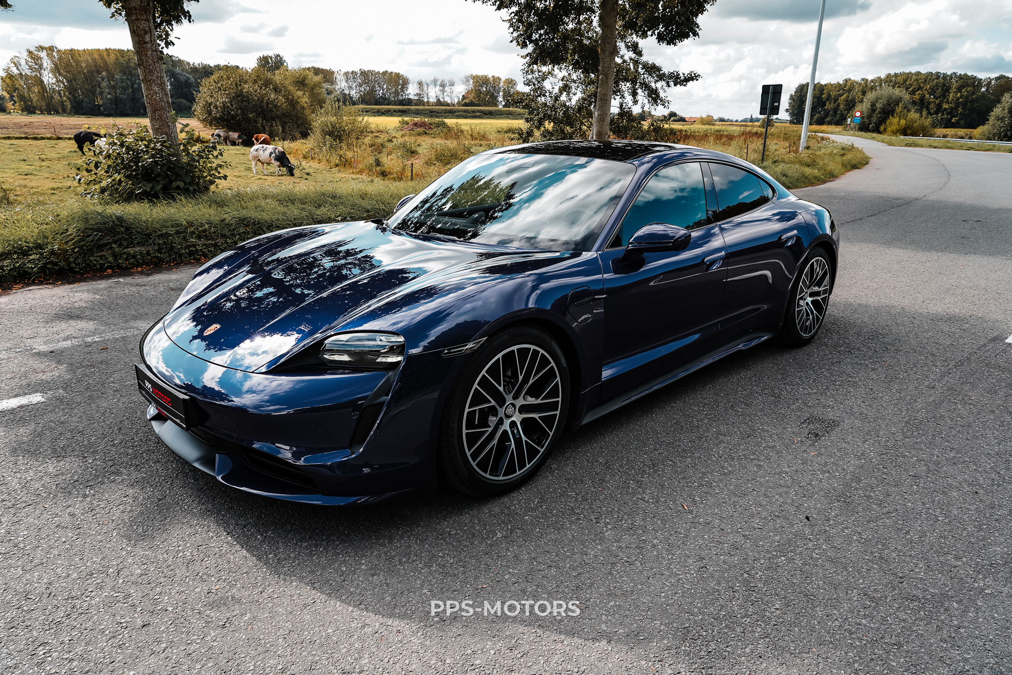 Porsche TAYCAN TURBO NEW! photo 46