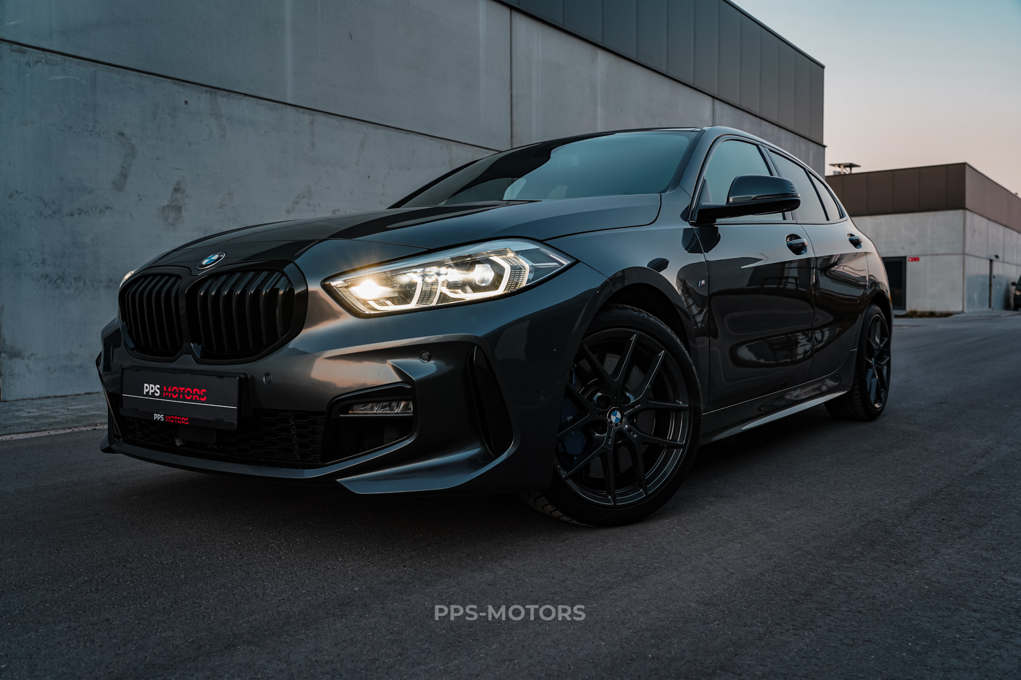 BMW 118iA M-PAKKET photo 1