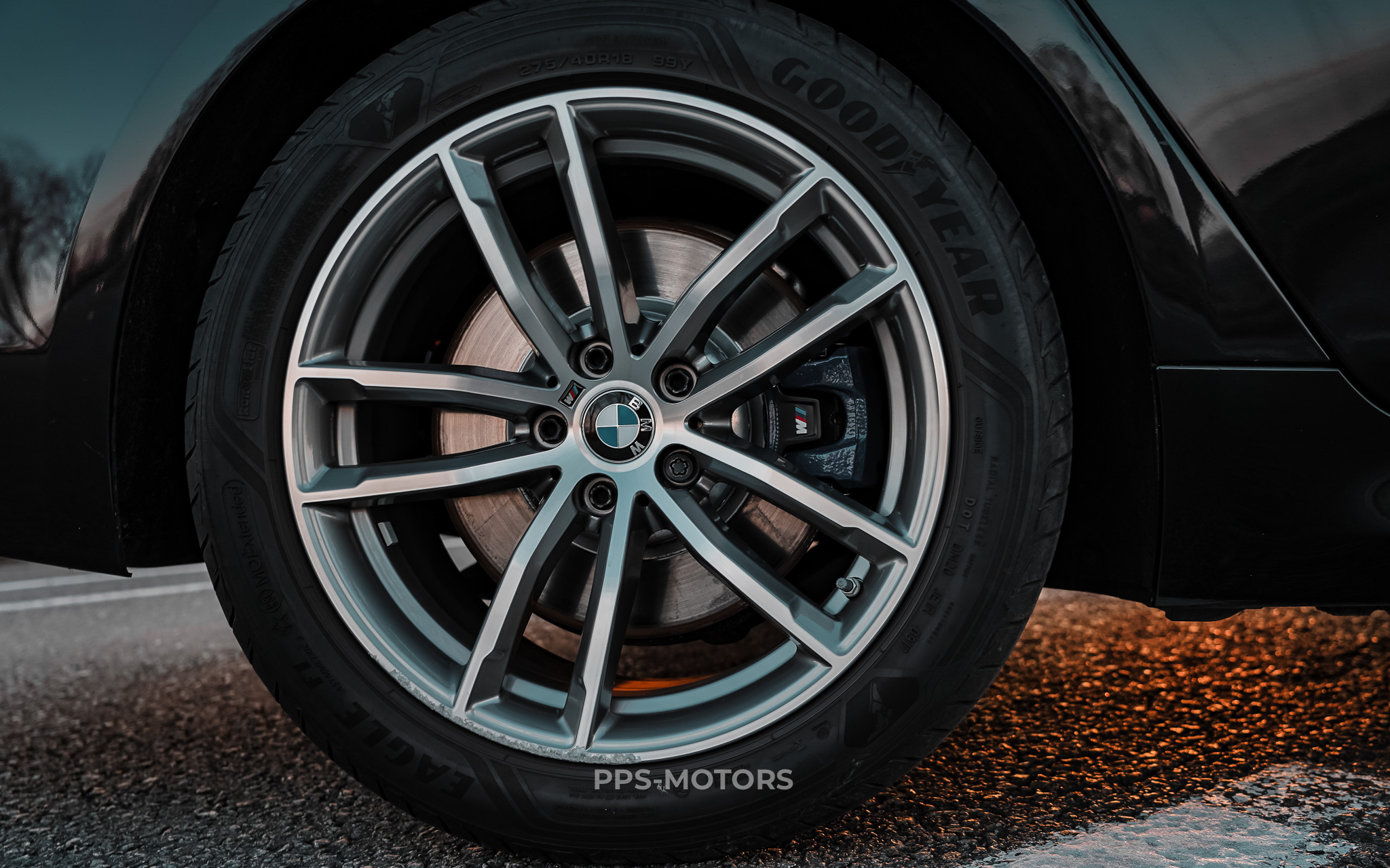 BMW 540i xDRIVE G30 M-PAKKET photo 28