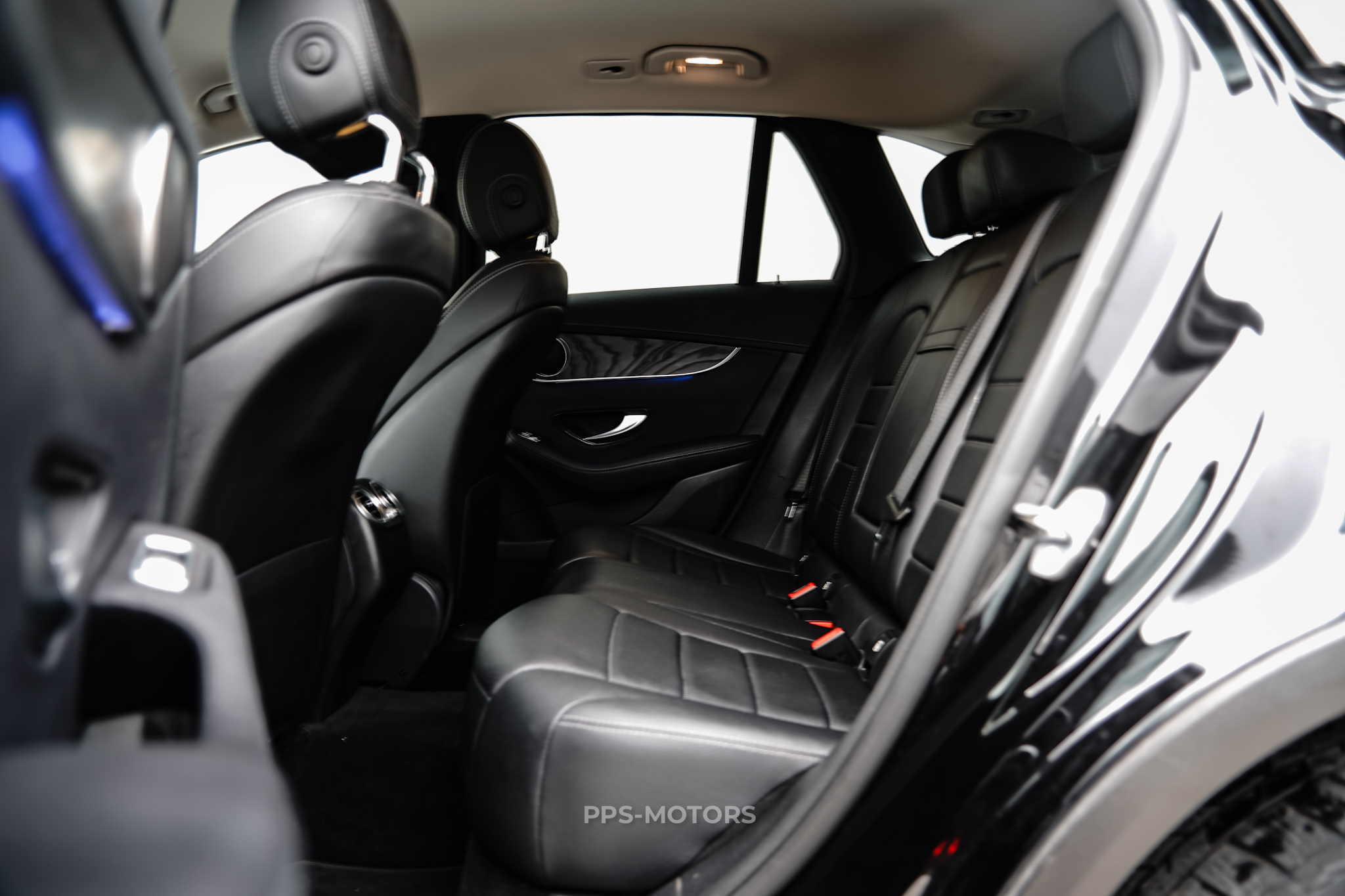 Mercedes Benz GLC 200 4-MATIC photo 7
