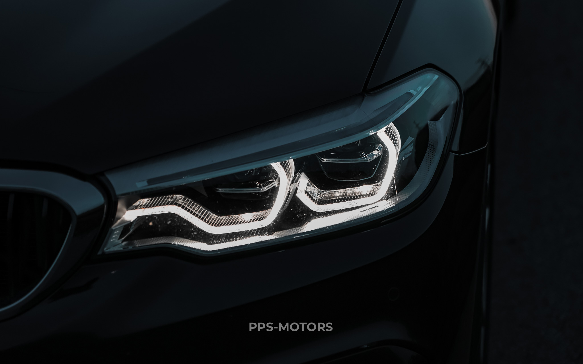BMW 540i xDRIVE G30 M-PAKKET photo 48