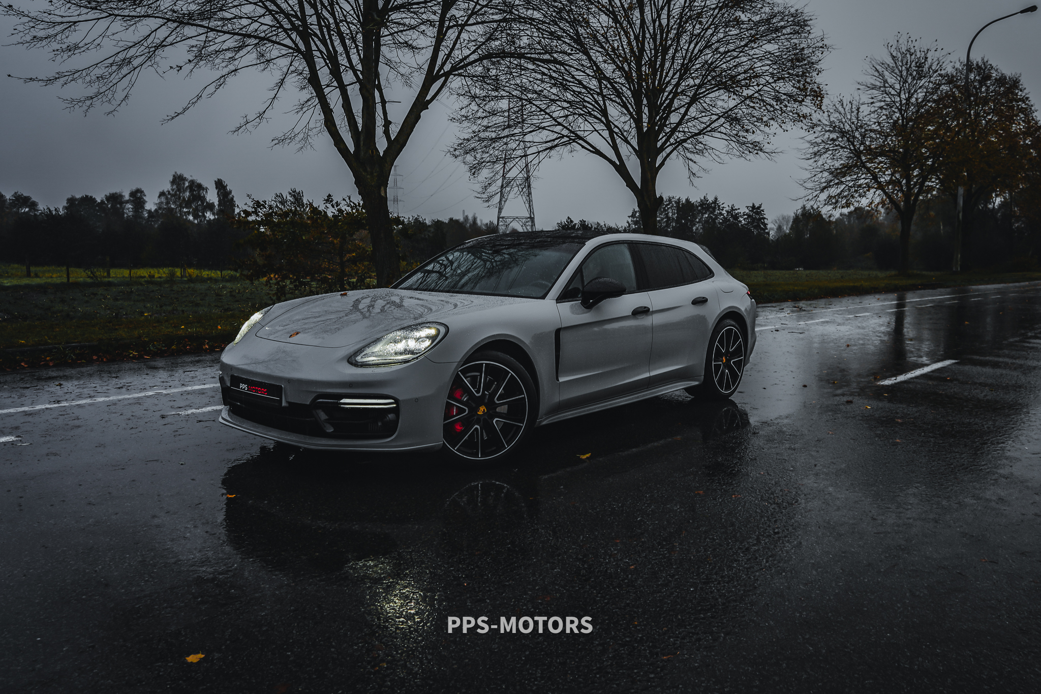 Porsche PANAMERA 4 E-Hybrid Sport Turismo photo 1