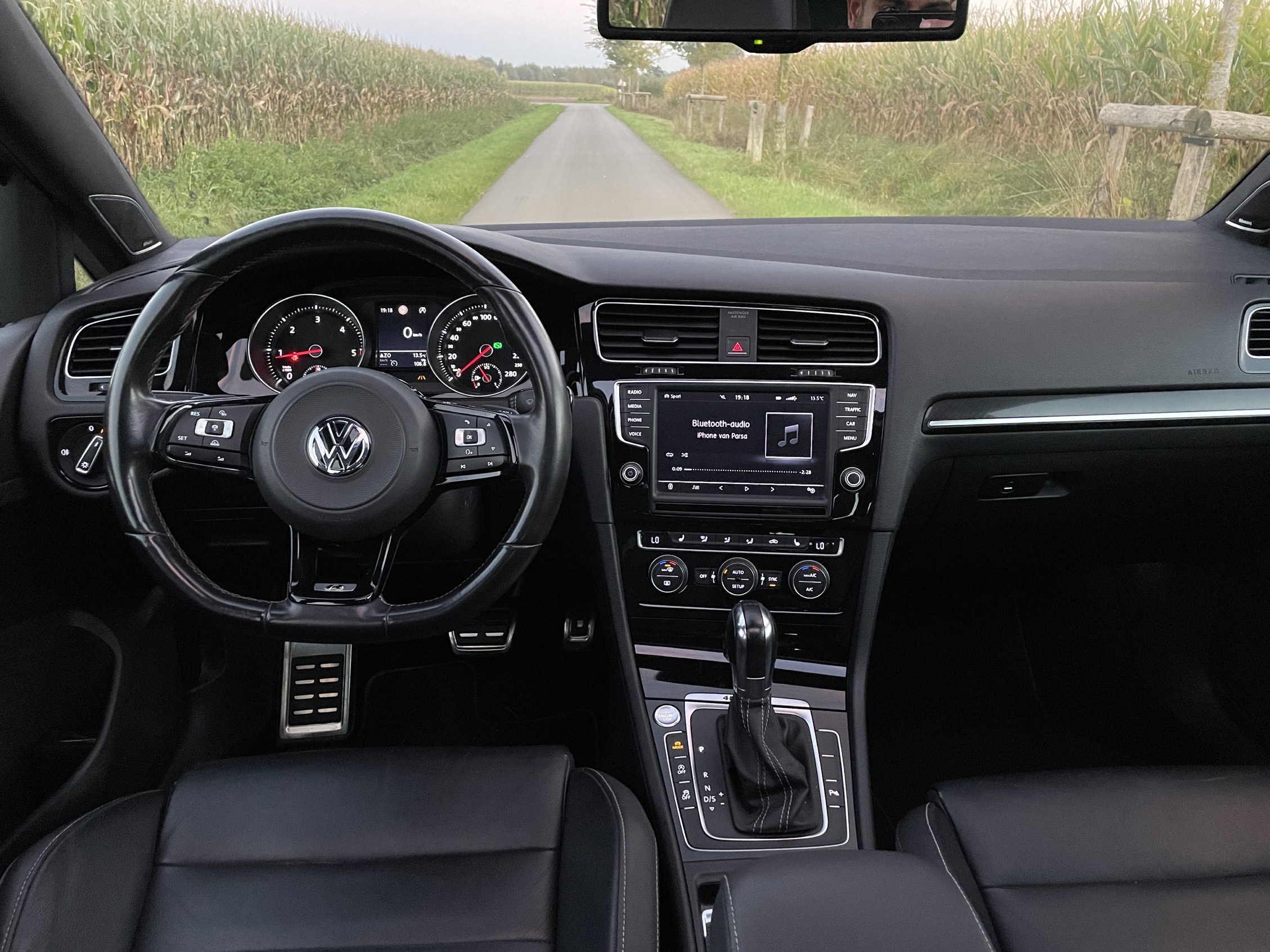 Volkswagen GOLF GTD 2.0 DSG - R PAKKET photo 21