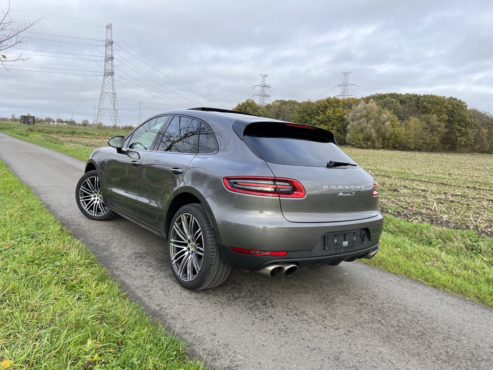 Porsche MACAN S 3.0 SPORTDESIGN photo 6