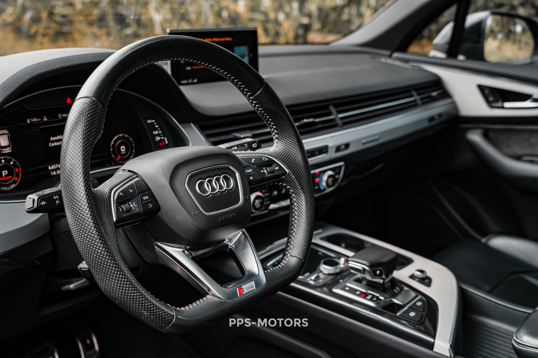 Audi Q7 45TDI 3.0 V6 QUATTRO S-LINE photo 11