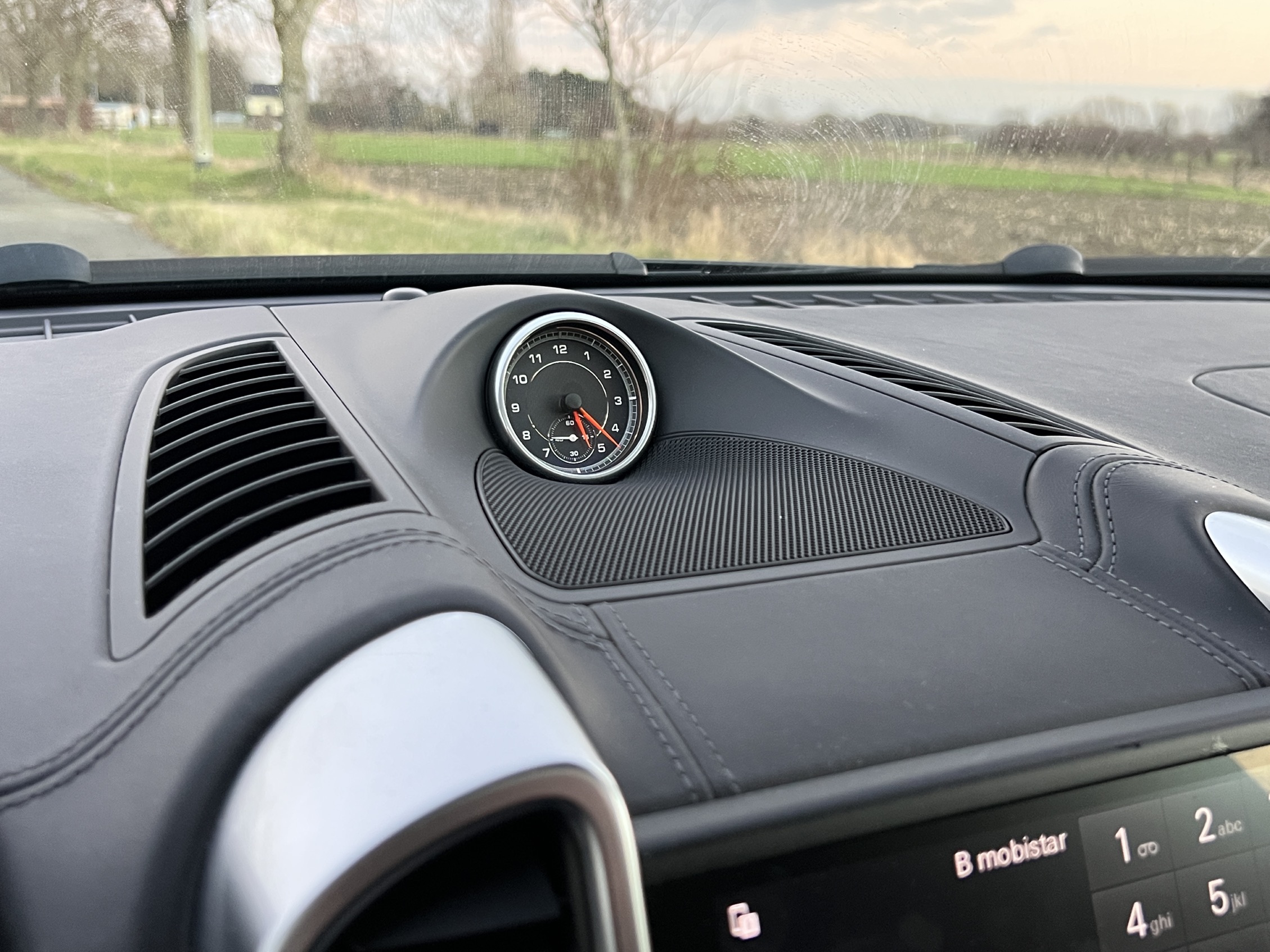 Porsche CAYENNE S 4.2 V8 PLATINUM EDITION photo 8