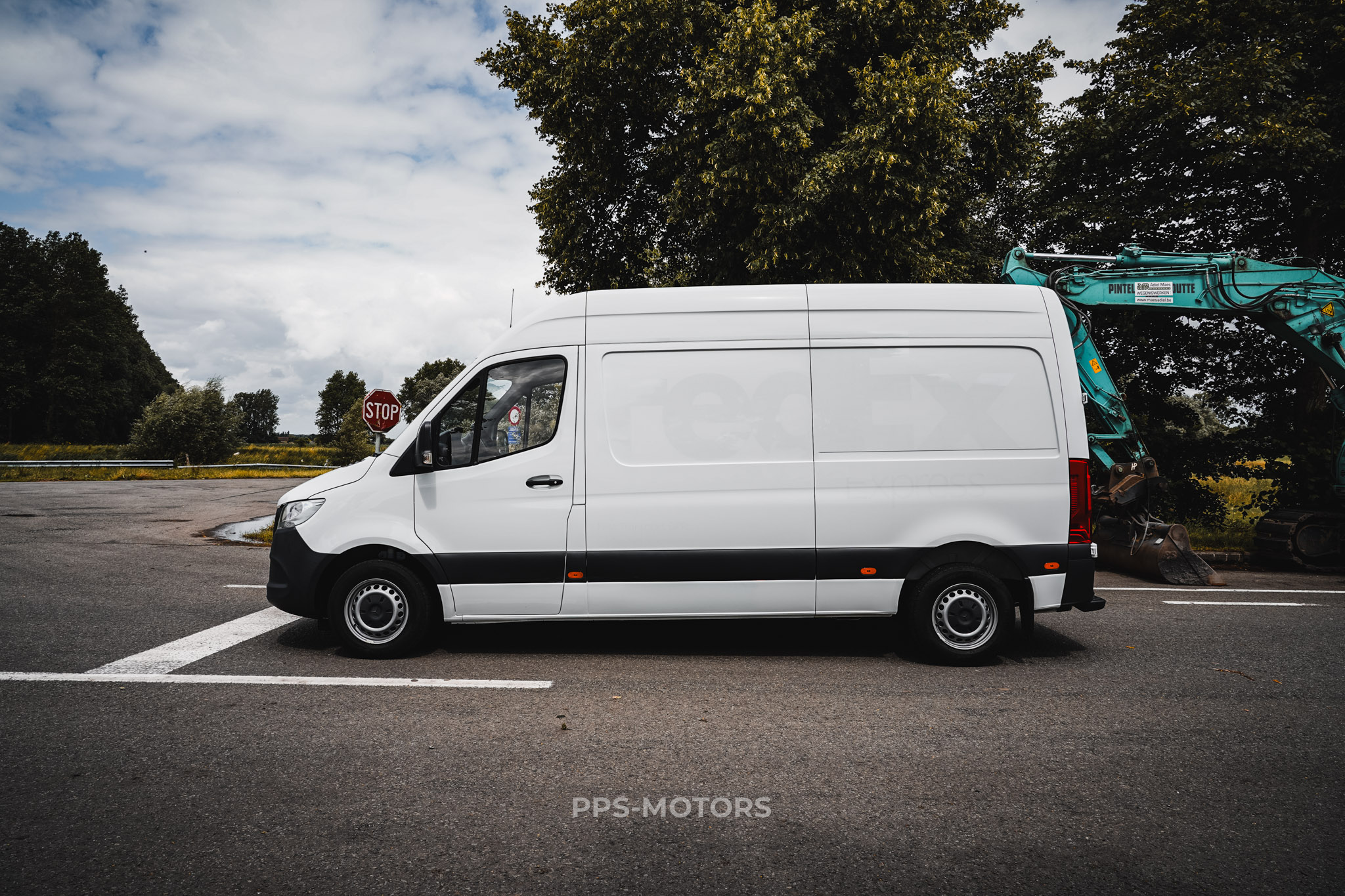 Mercedes Benz SPRINTER 314 CDI L2H2 LV photo 3