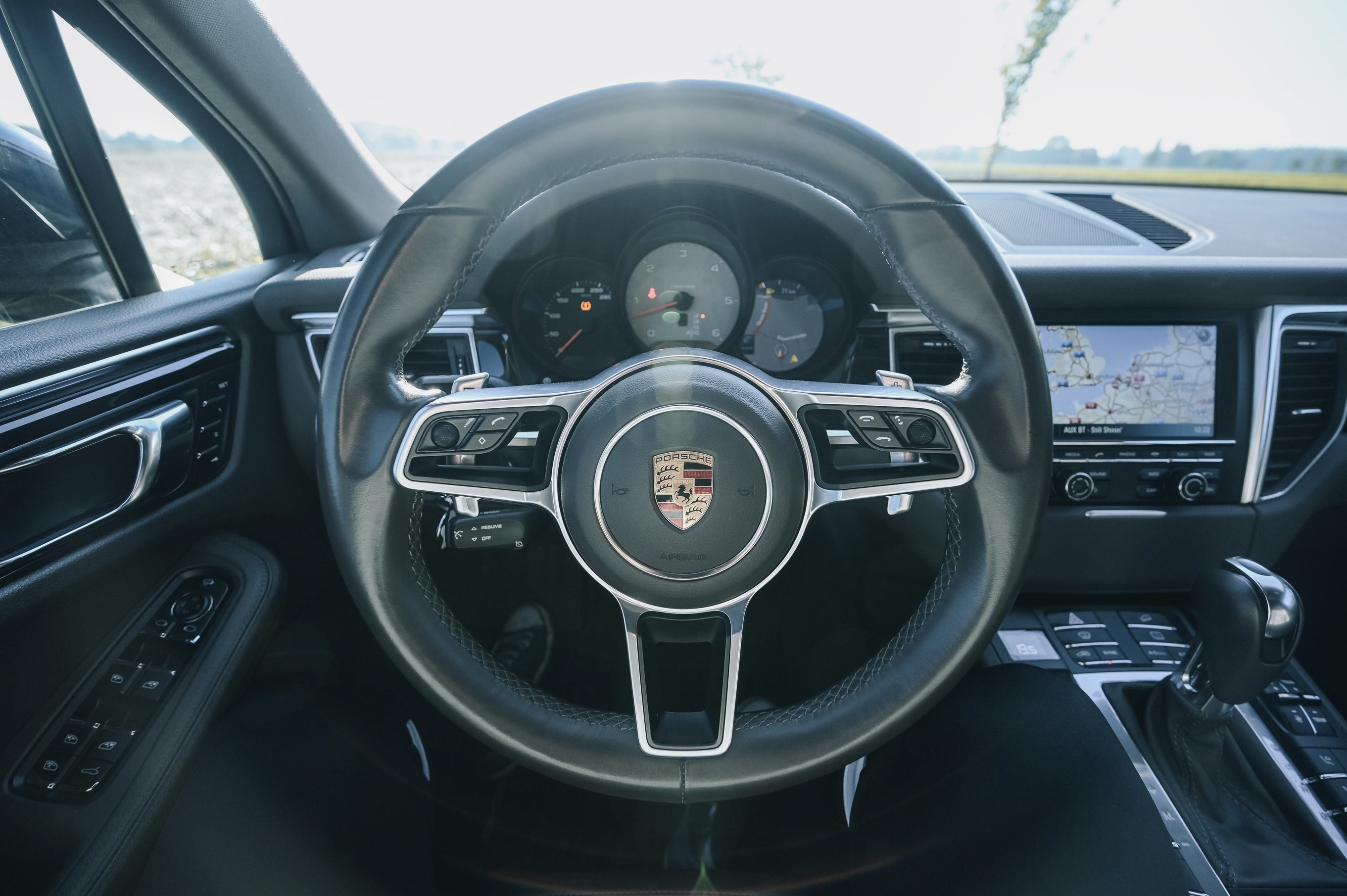 Porsche MACAN S 3.0D V6 - LICHTE VRACHT photo 28