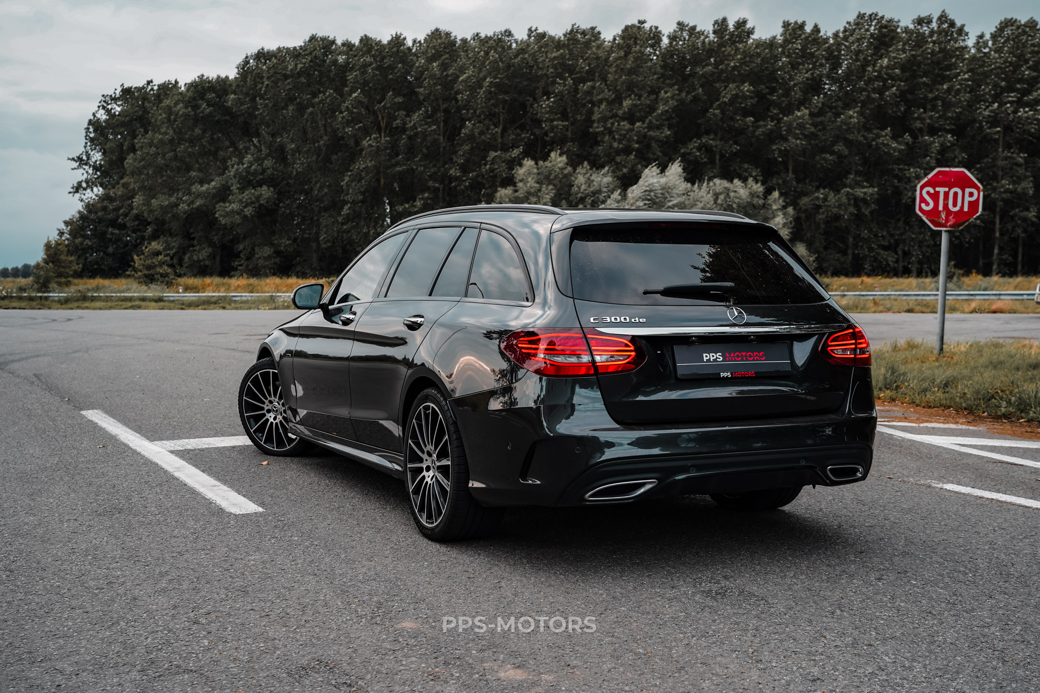 Mercedes Benz C300de AMG-PAKKET photo 9