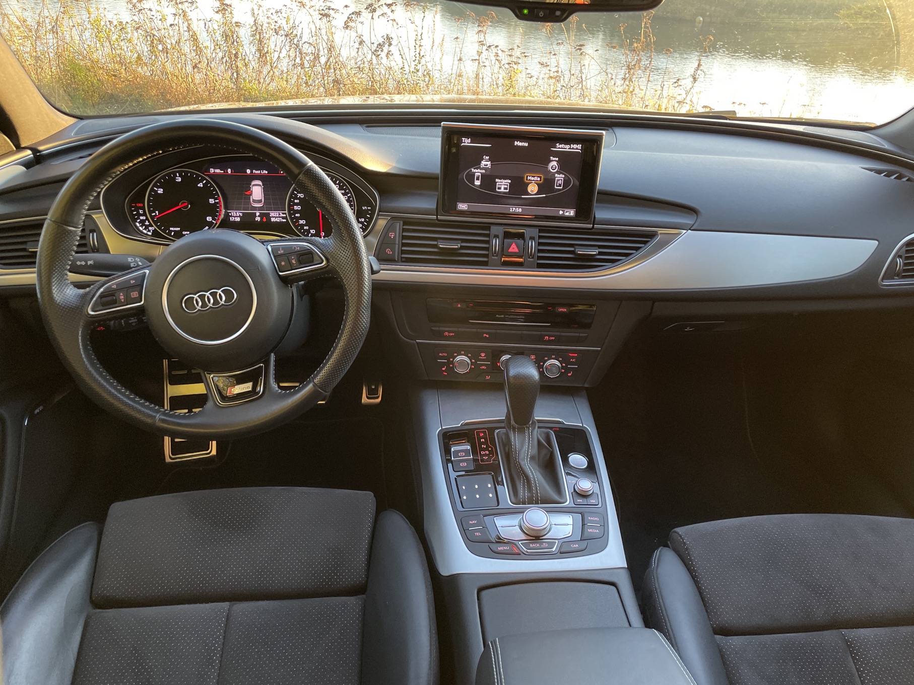 Audi A6 2.0 TDI ULTRA S-LINE photo 13