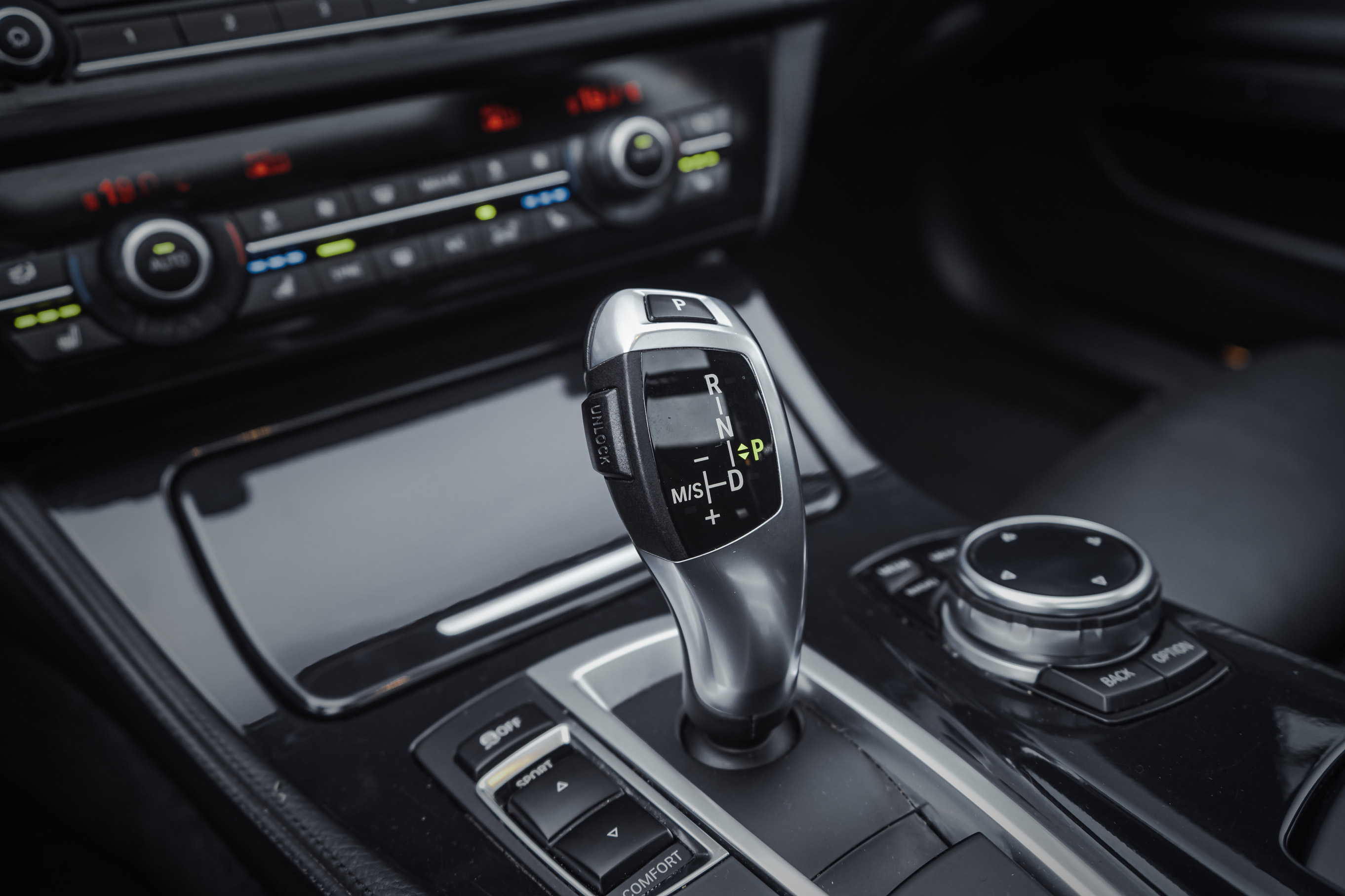 BMW 520d BREAK M-PAKKET photo 19