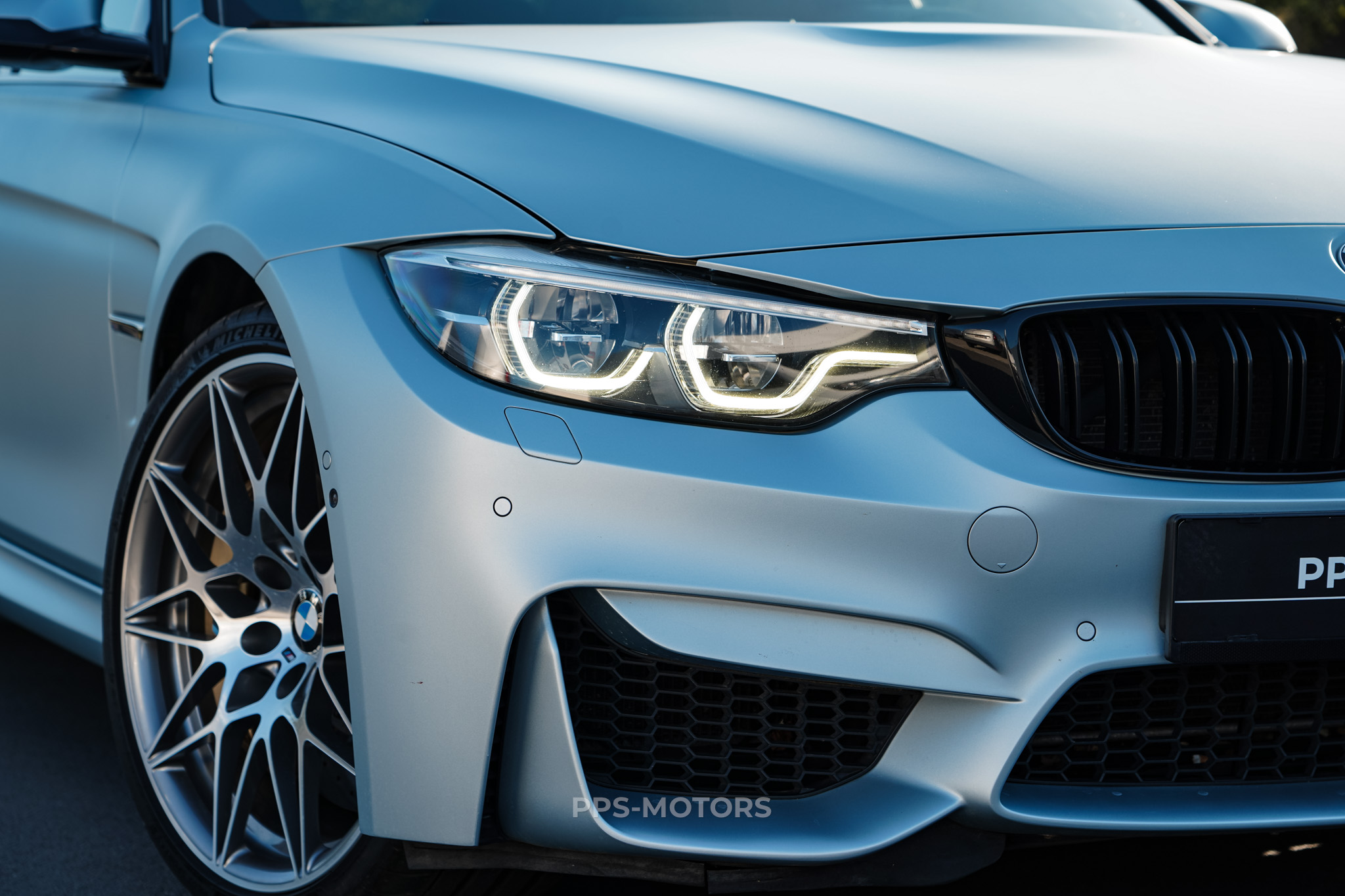 BMW M3 COMPETITION INDIVIDUAL photo 16