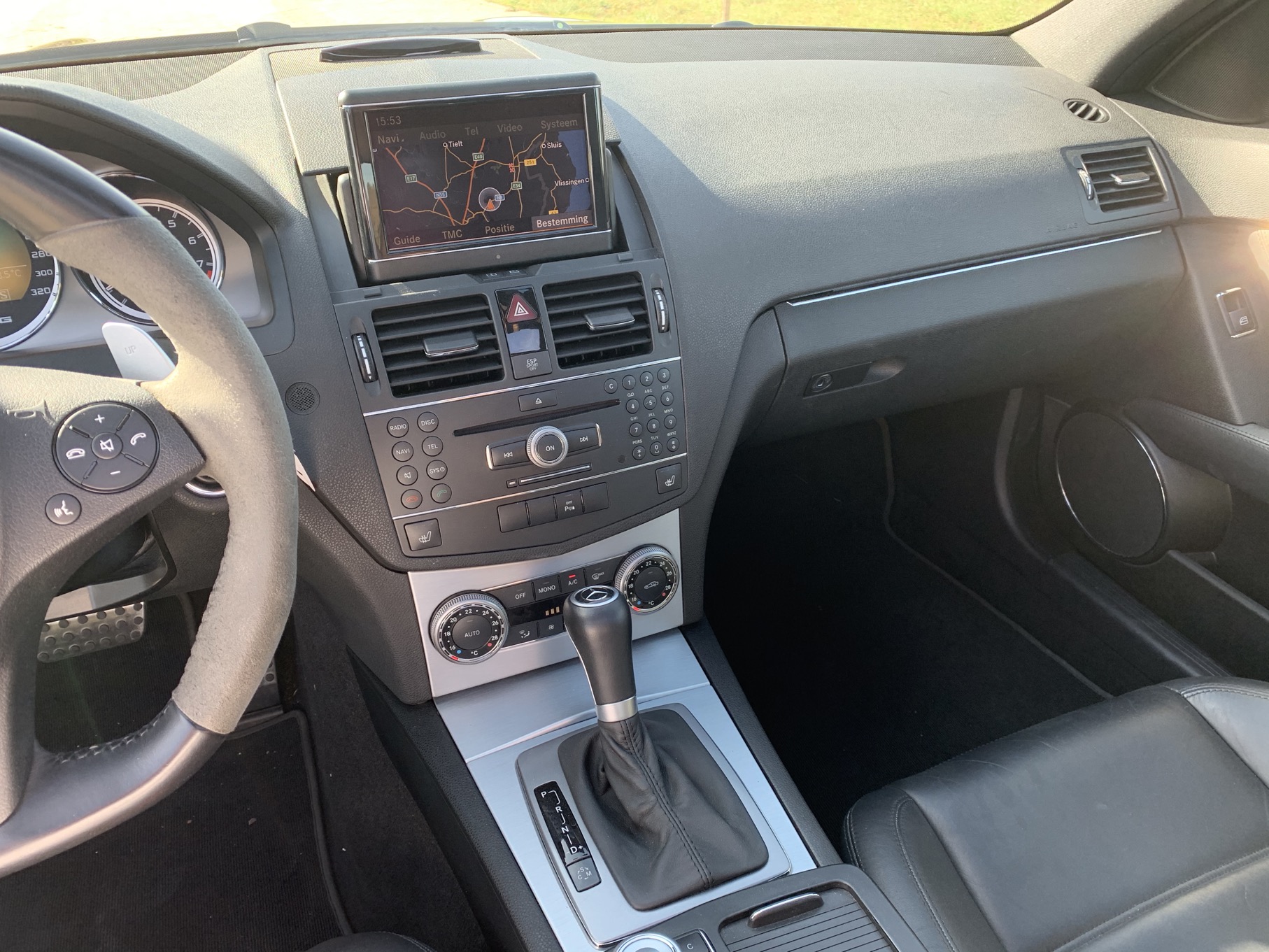 Mercedes Benz C63 AMG 4.0 V8 BITURBO photo 14