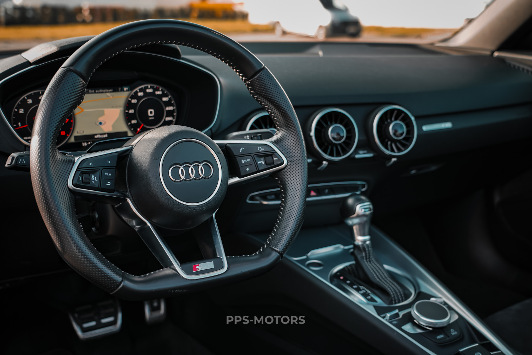 Audi TT ROADSTER 2.0 TFSI S-TRONIC photo 23