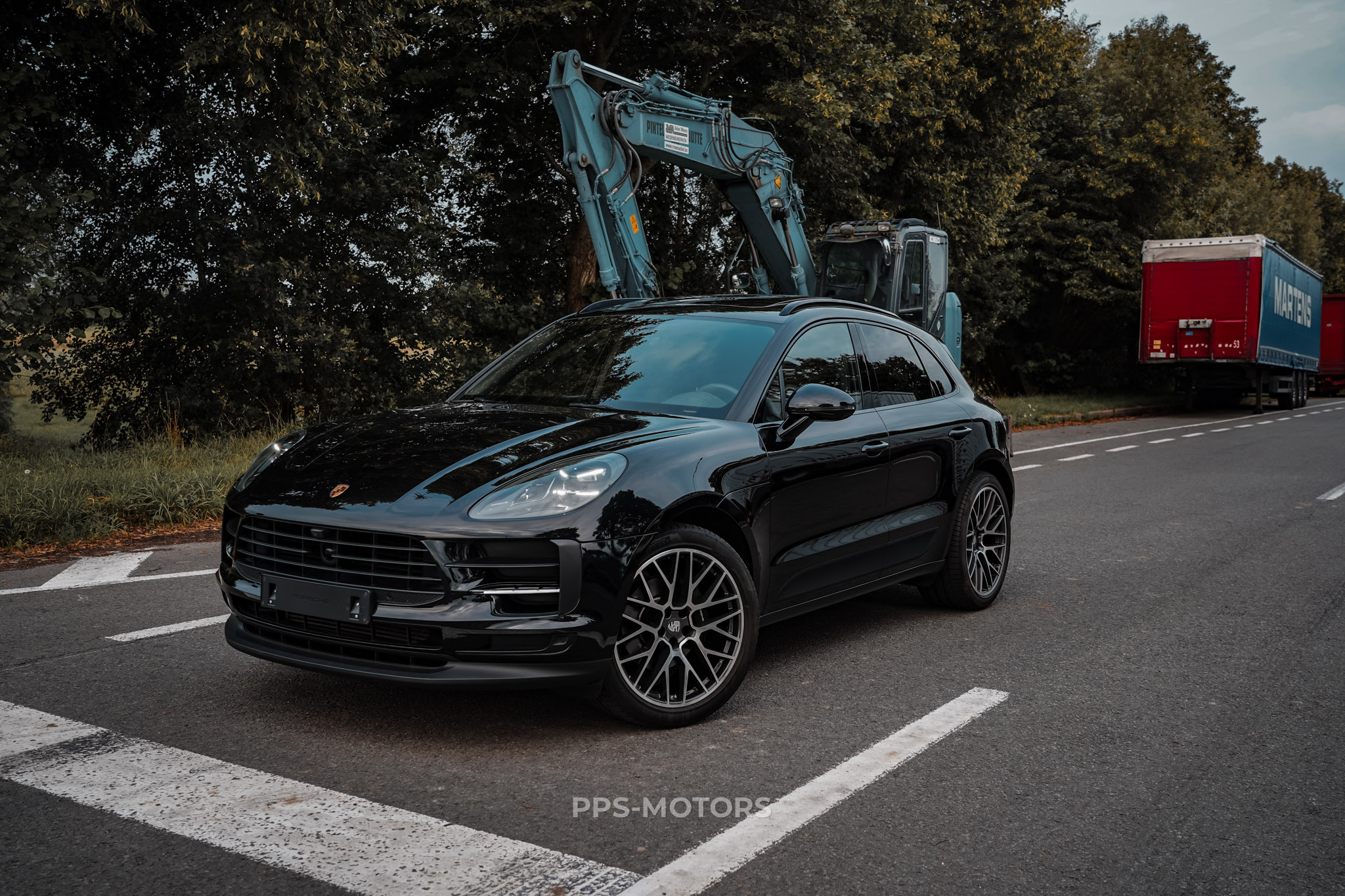 Porsche MACAN 2.0 TURBO PDK photo 1