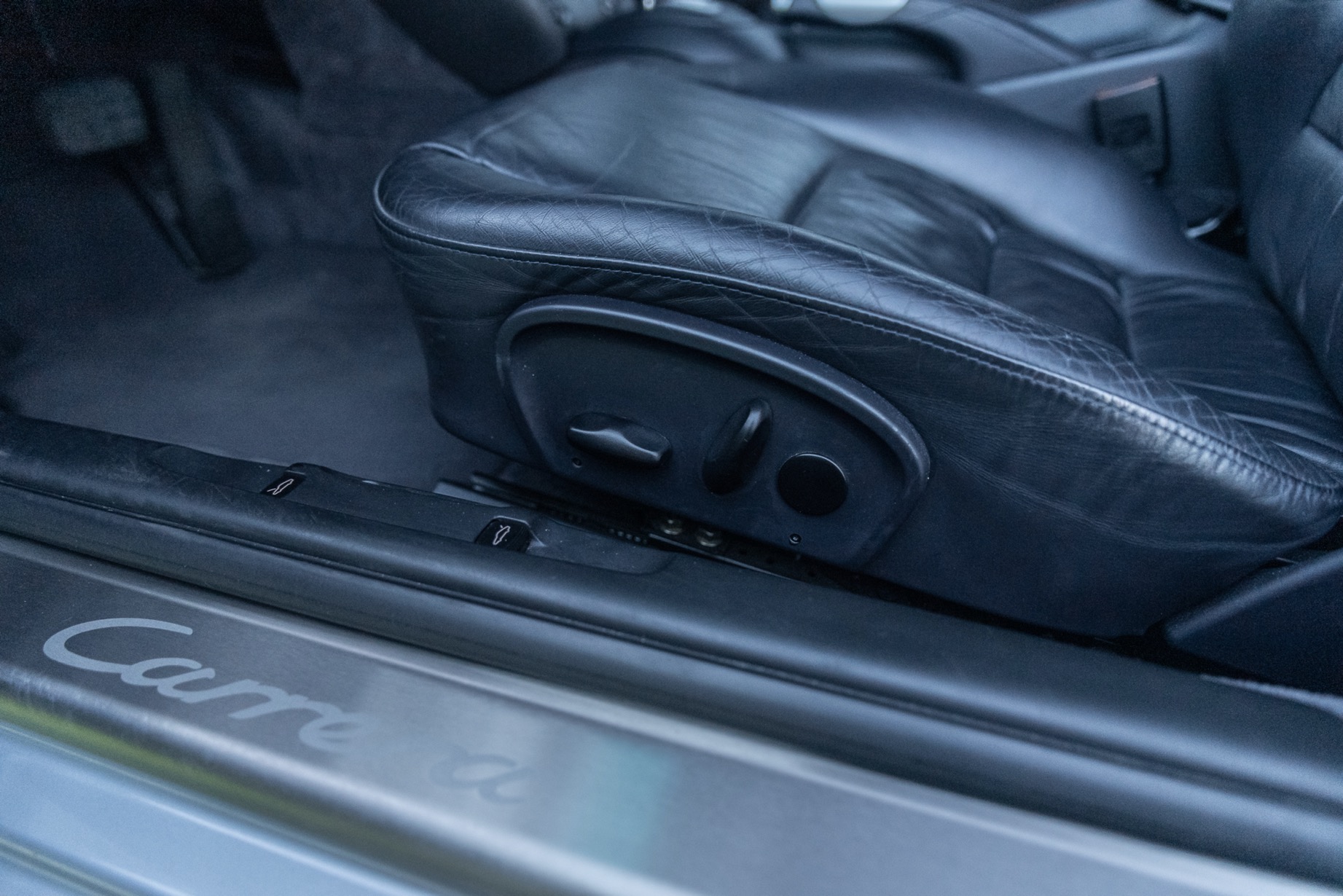 Porsche 996 CARRERA 4S photo 14
