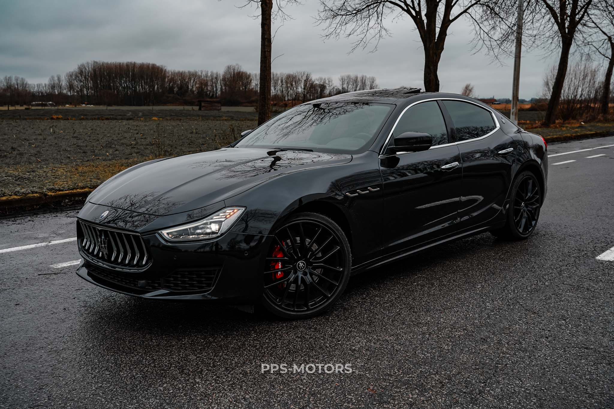 Maserati GHIBLI 3.0 V6 RIBELLE 1 OF 200 photo 1
