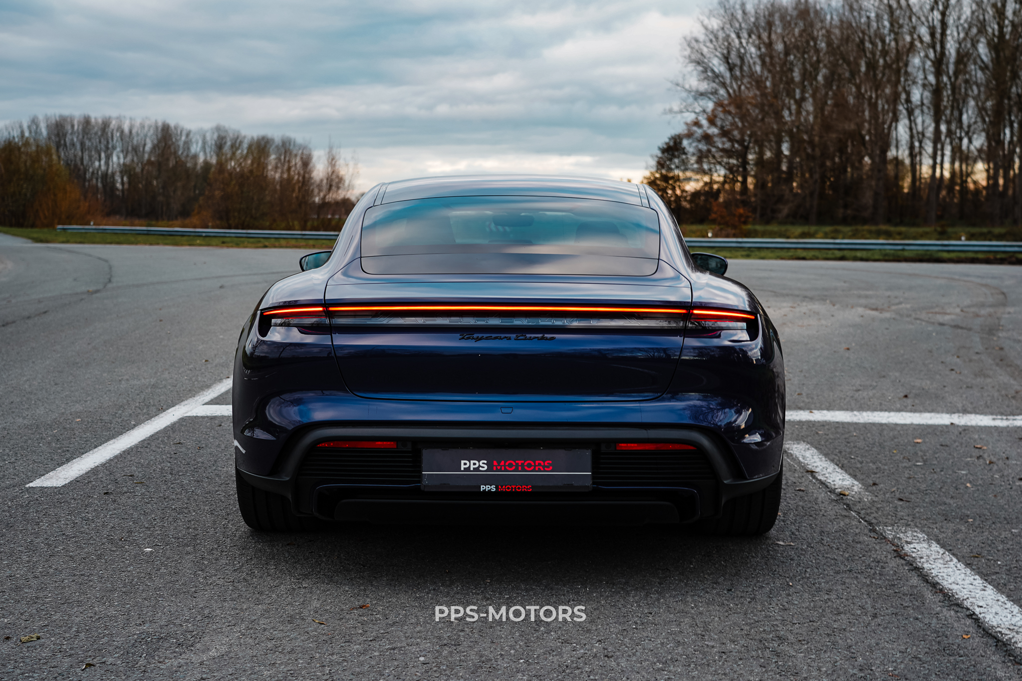 Porsche TAYCAN TURBO NEW! photo 5