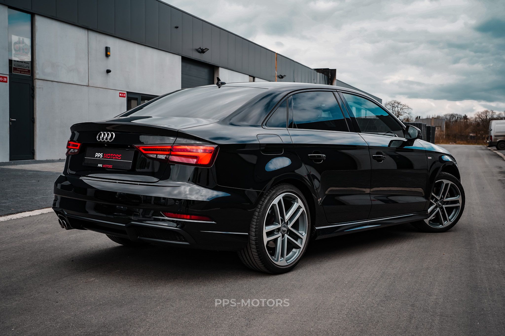 Audi A3 35 TFSI S-Tronic S-Line photo 5