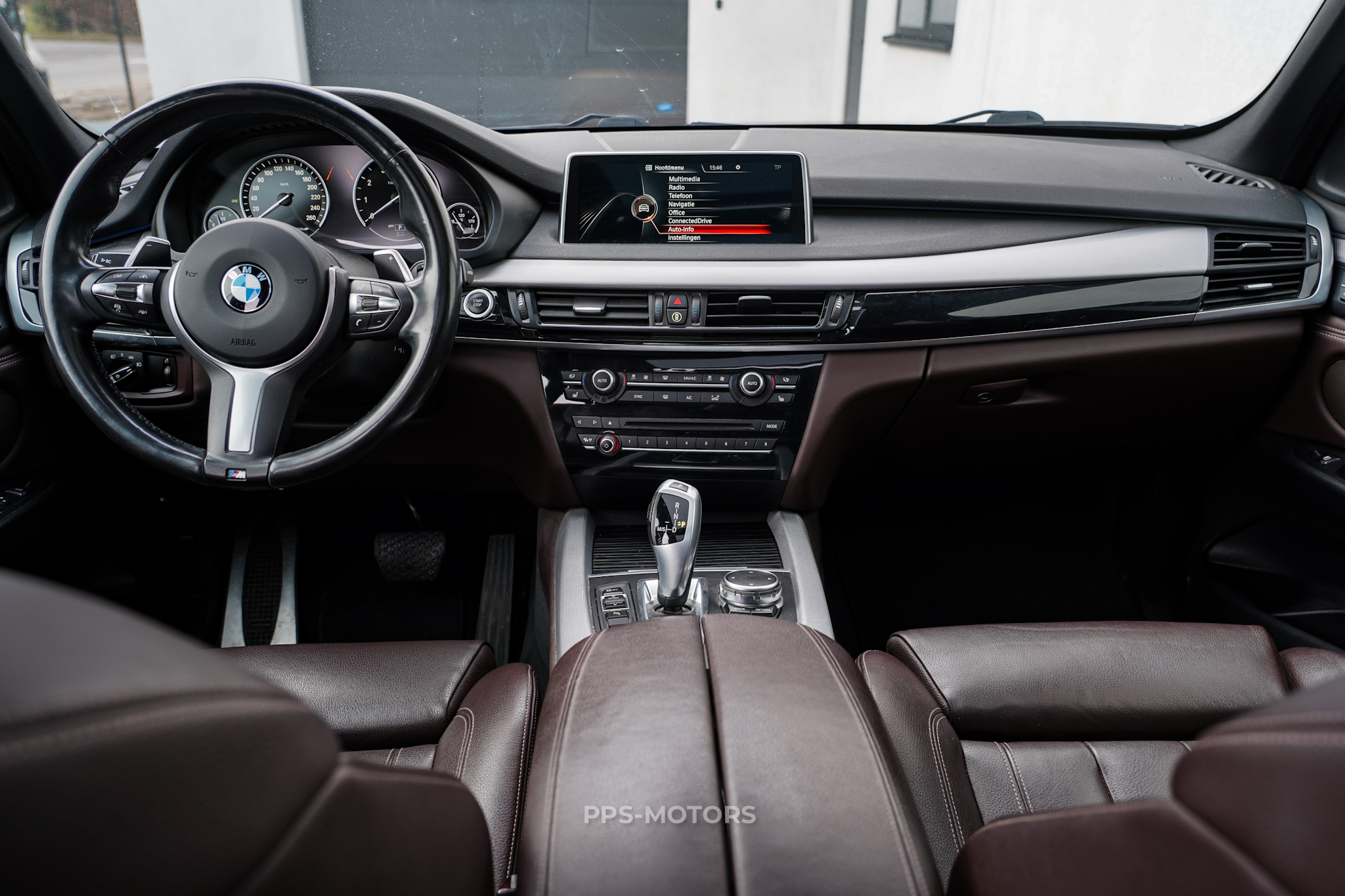 BMW X5 40i ePerformance photo 9