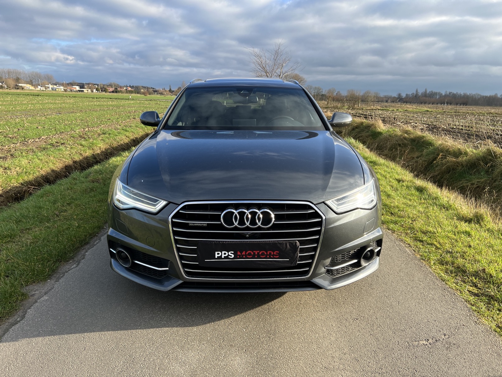 Audi A6 3.0 TDI V6 QUATTRO S-LINE photo 34