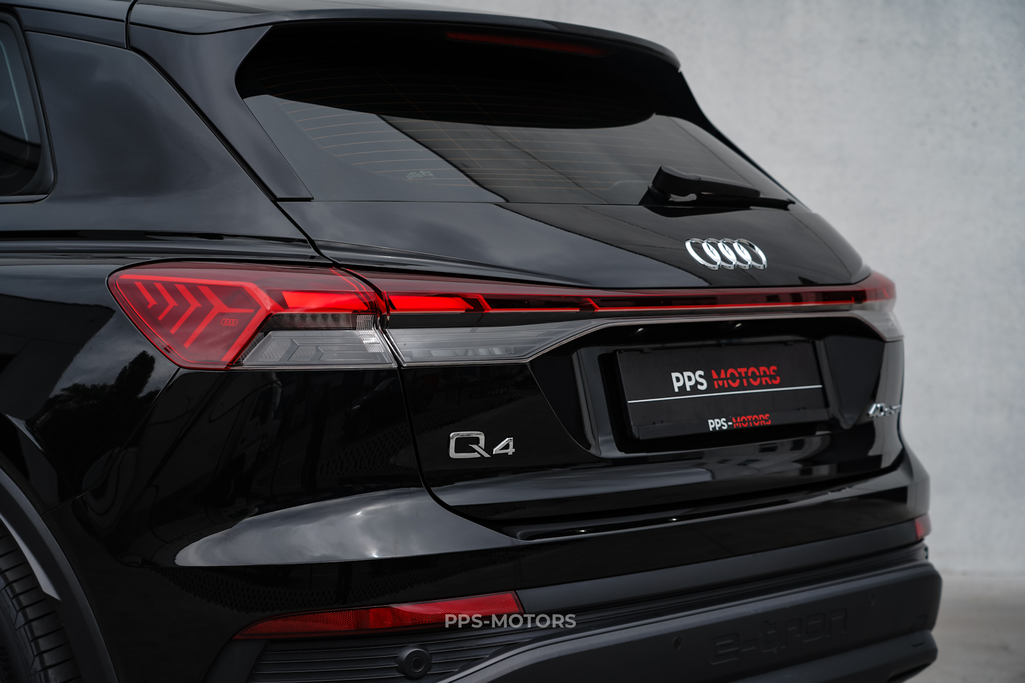 Audi Q4 E-TRON photo 9