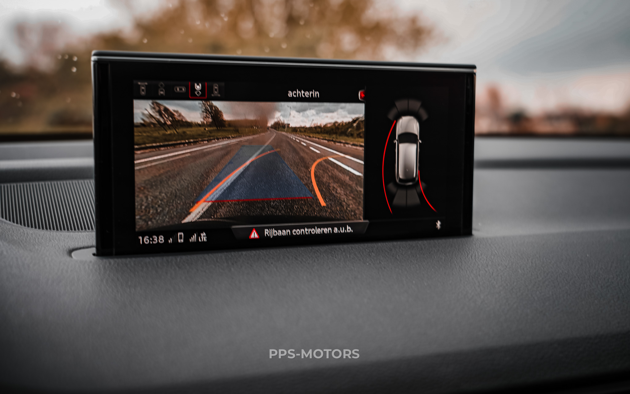 Audi Q7 3.0 TDi V6 QUATTRO E-TRON S-LINE photo 23