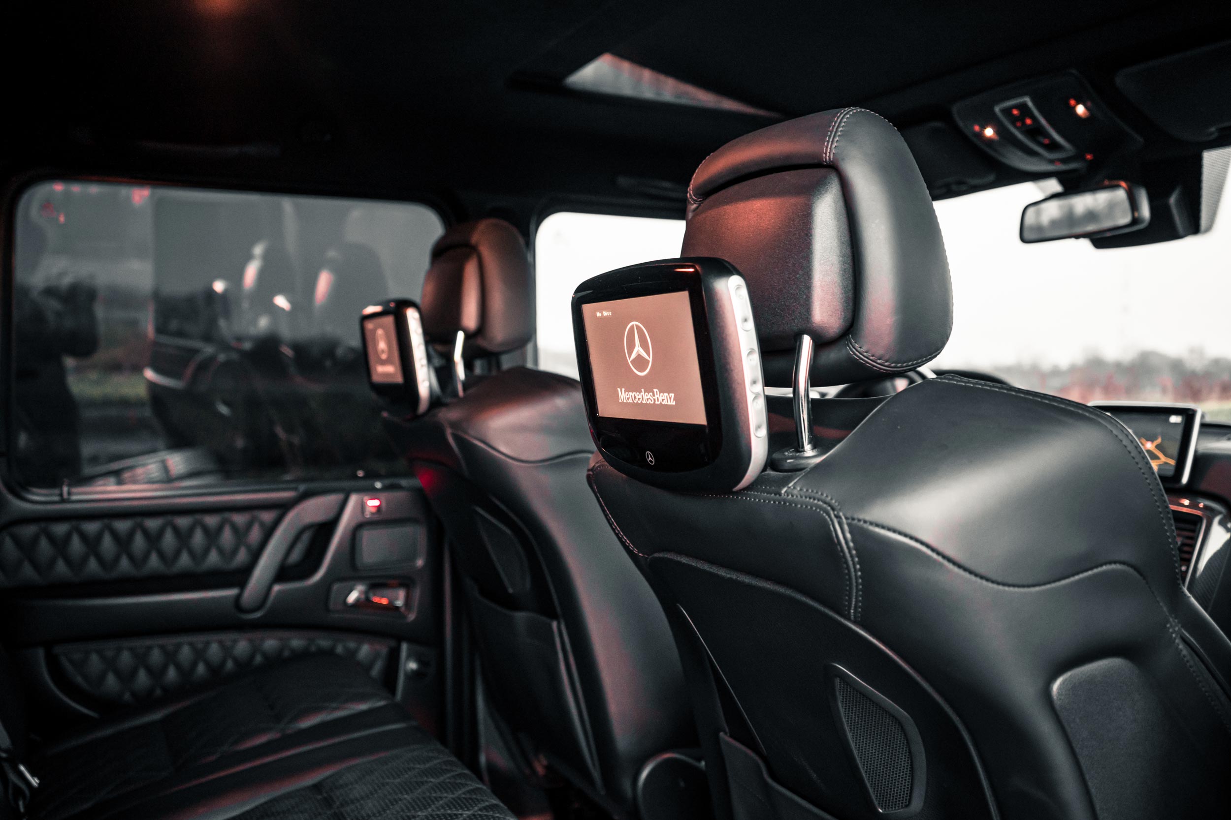 Mercedes Benz G63 AMG 5.5 V8 | BRABUS OPTIK photo 45