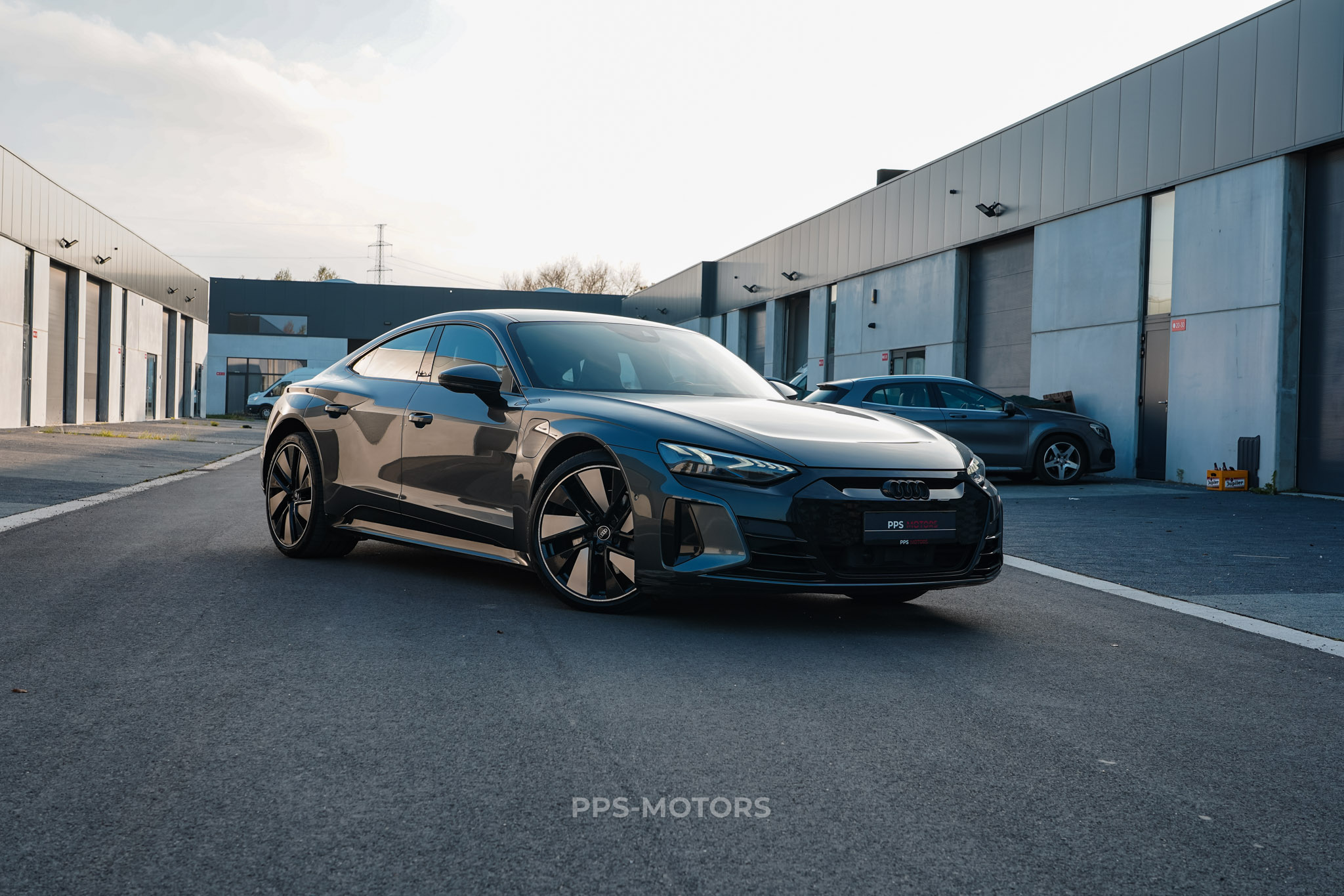 Audi E-TRON GT photo 24