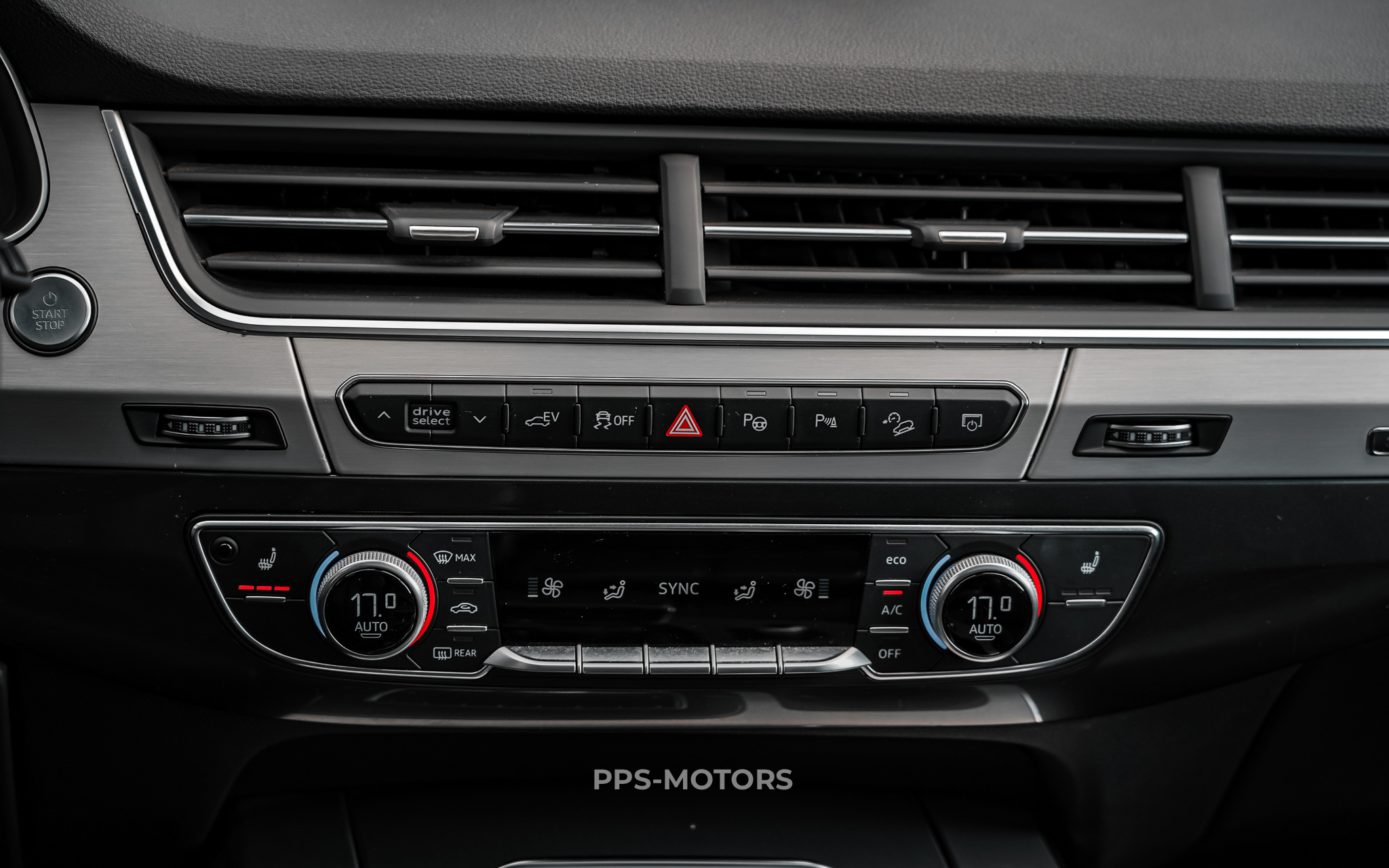 Audi Q7 3.0 TDi V6 QUATTRO E-TRON S-LINE photo 24
