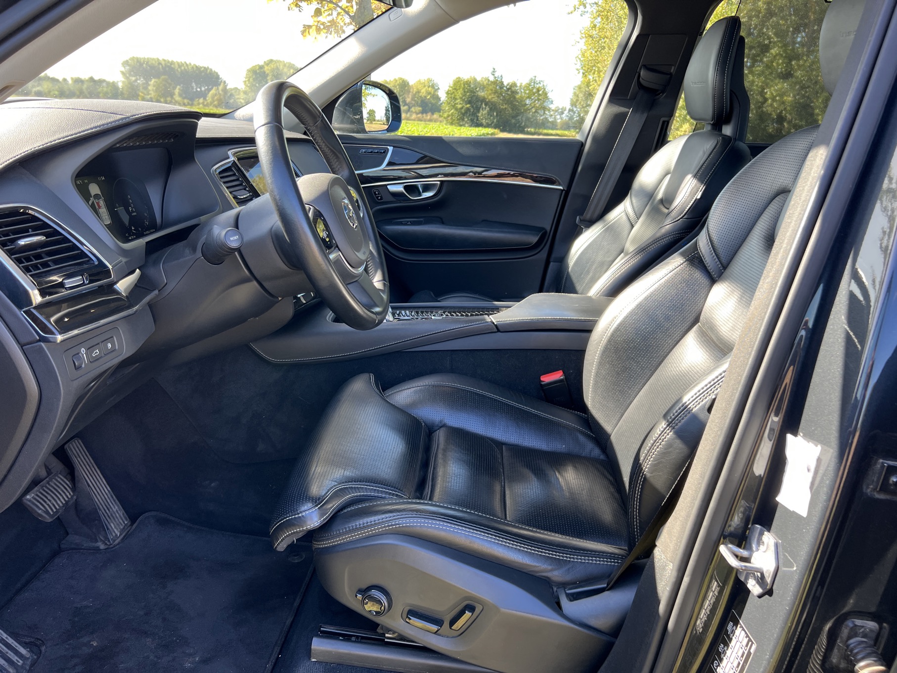 Volvo XC90 2.0 T8 INSCRIPTION photo 8