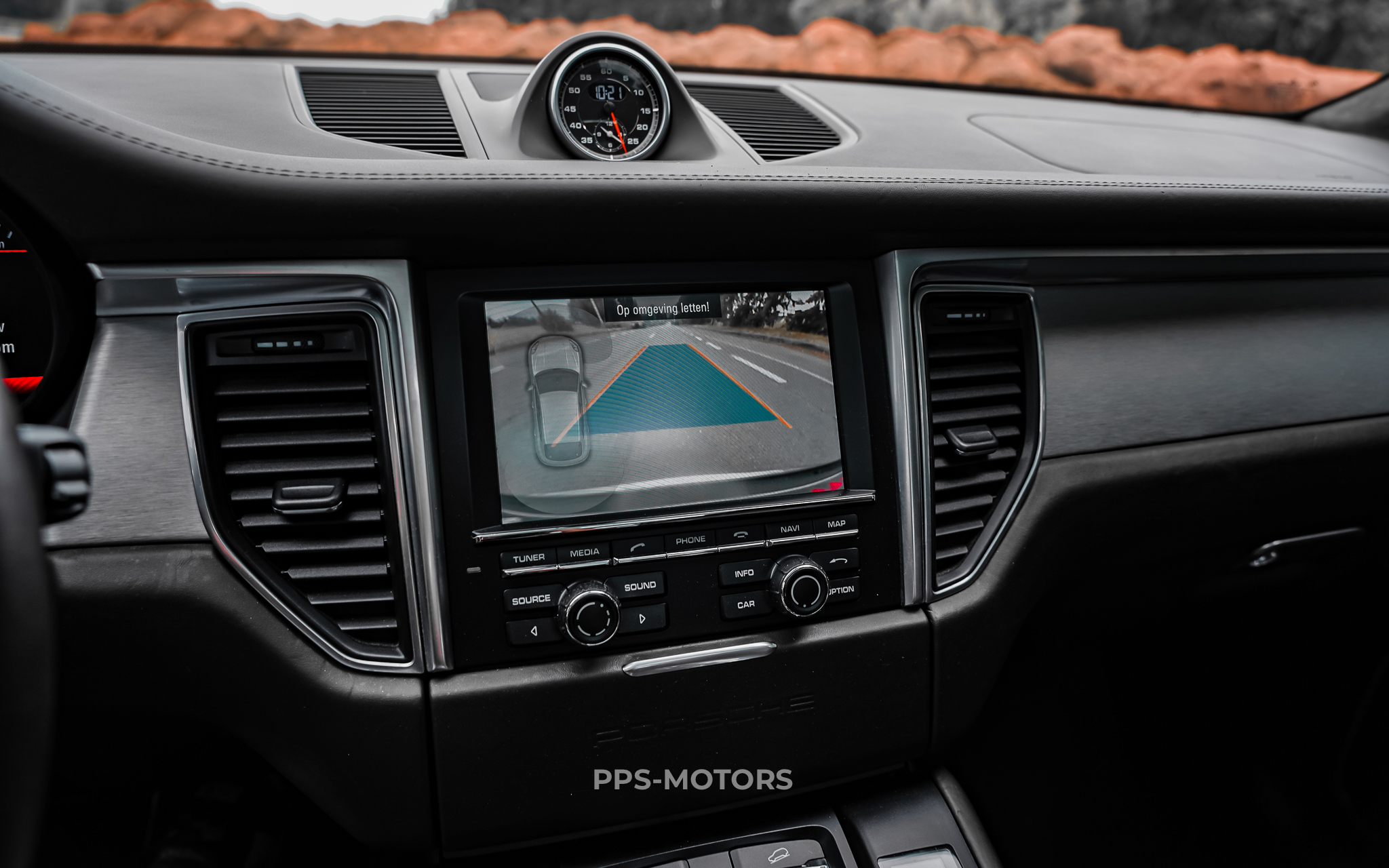 Porsche MACAN TURBO 3.6i photo 18