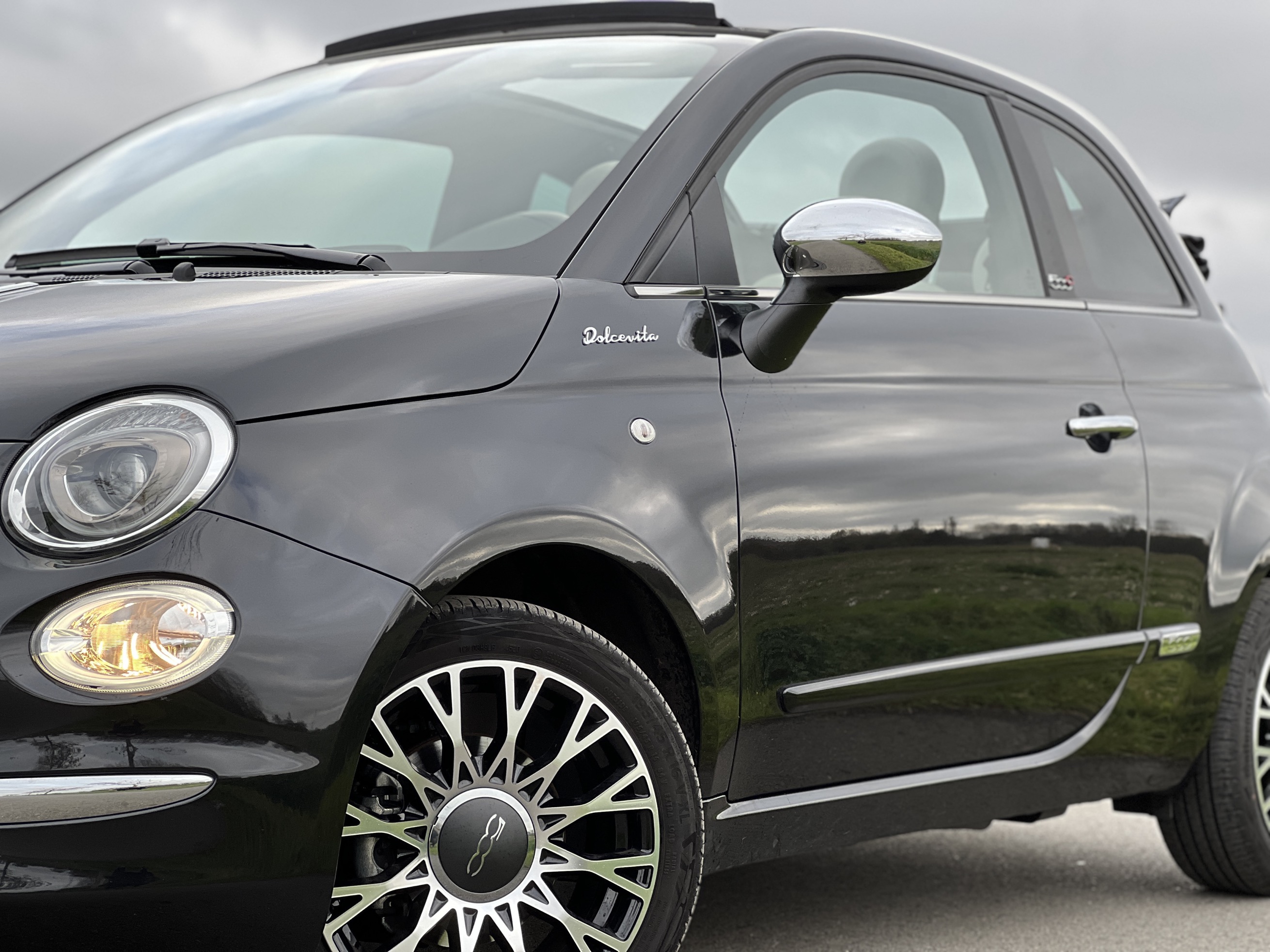 Fiat 500C Hybrid Dolcevita photo 20