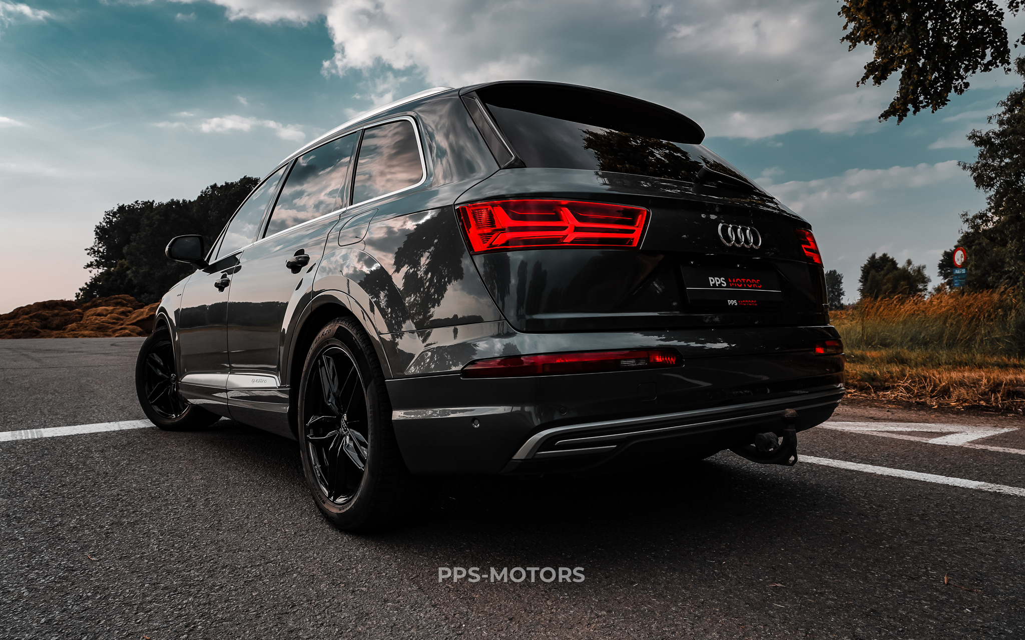 Audi Q7 3.0 TDI V6 E-TRON photo 11