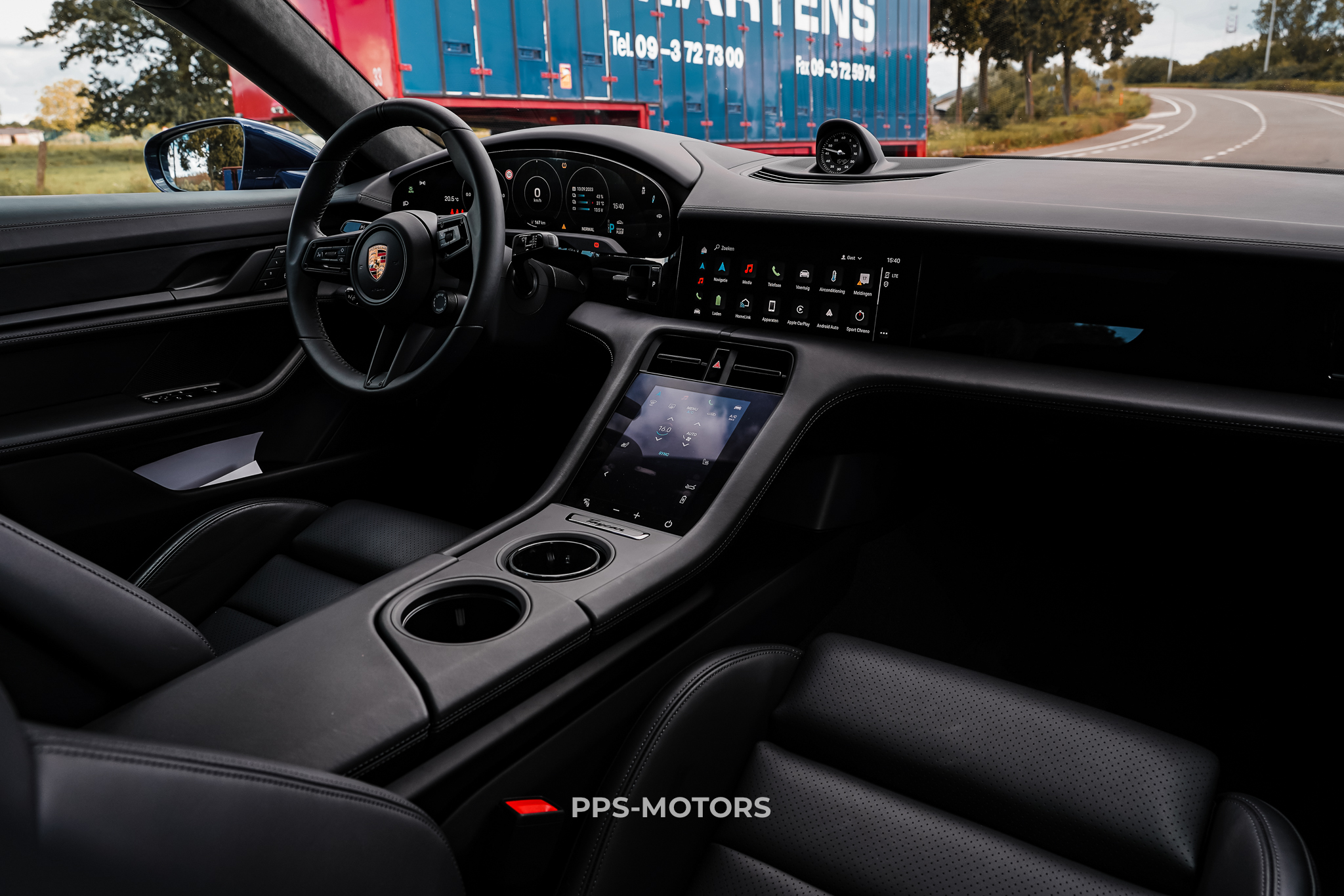 Porsche TAYCAN TURBO NEW! photo 15