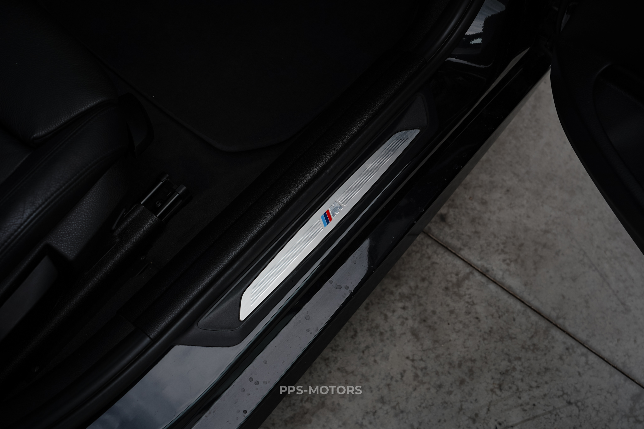 BMW 330dA TOURING M-PAKKET photo 20
