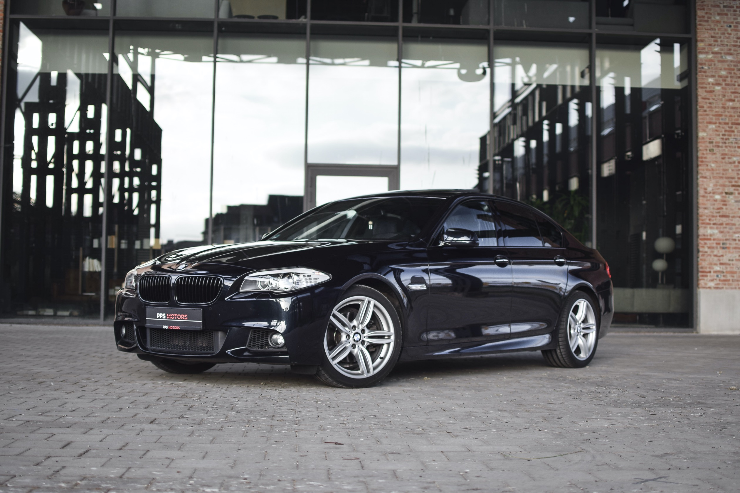BMW 520dAS M-PAKKET Efficientdynamics photo 3