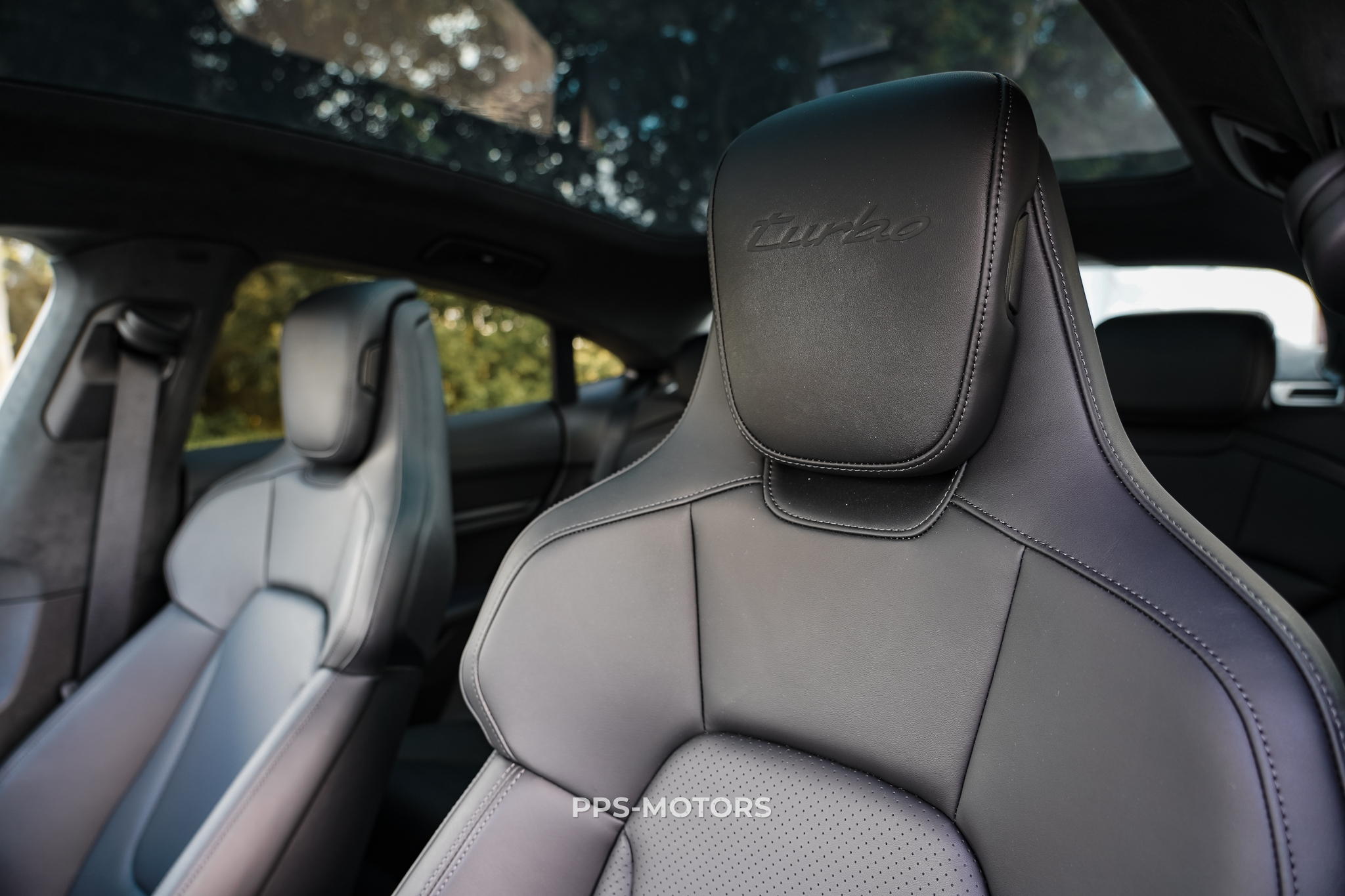 Porsche TAYCAN TURBO NEW! photo 38