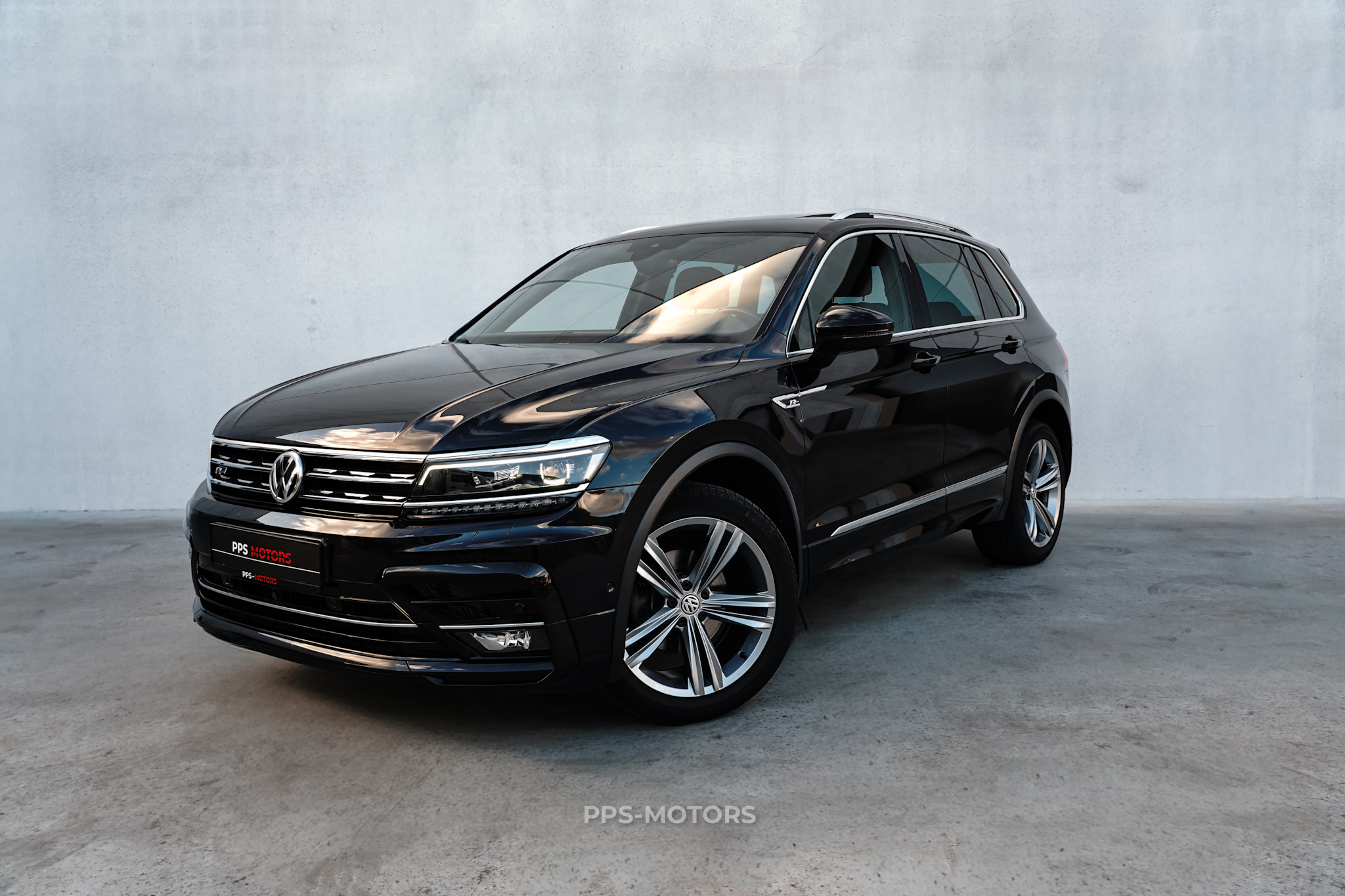 Volkswagen TIGUAN 1.4 TSI R-LINE
